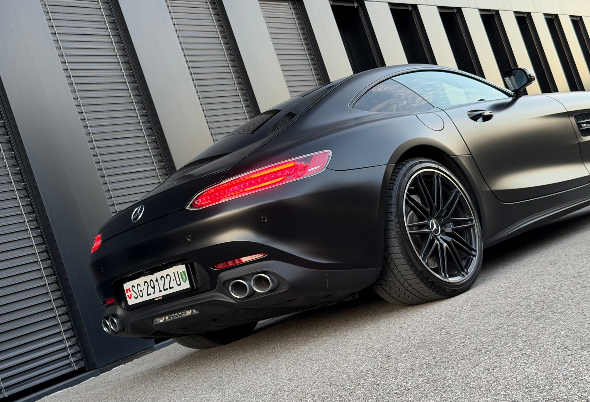 MERCEDES-BENZ AMG GT Speedshift ♦️1.Hand* CH Fahrzeug*Facelift Modell♦️-image-13