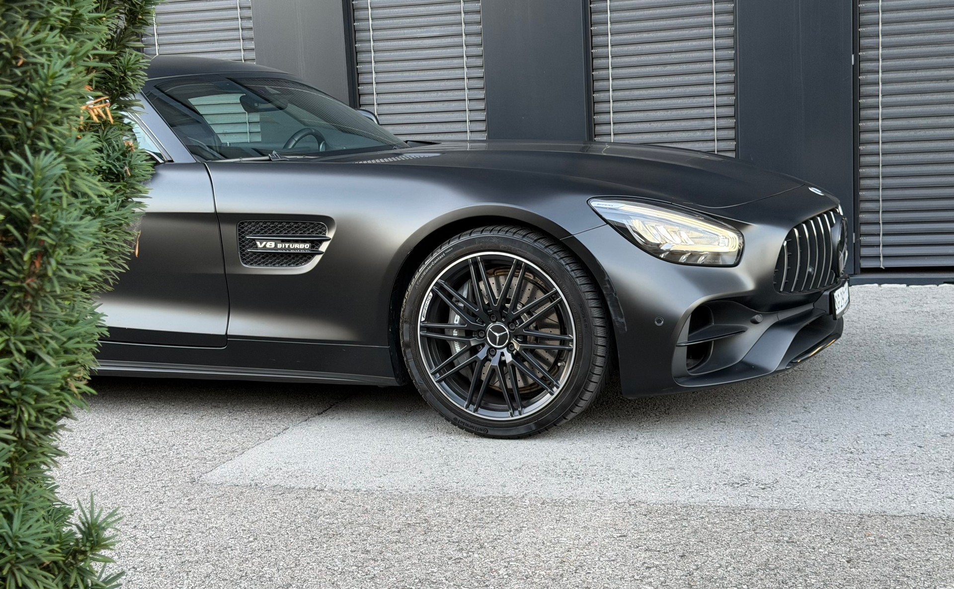 MERCEDES-BENZ AMG GT Speedshift ♦️1.Hand* CH Fahrzeug*Facelift Modell♦️-image-4