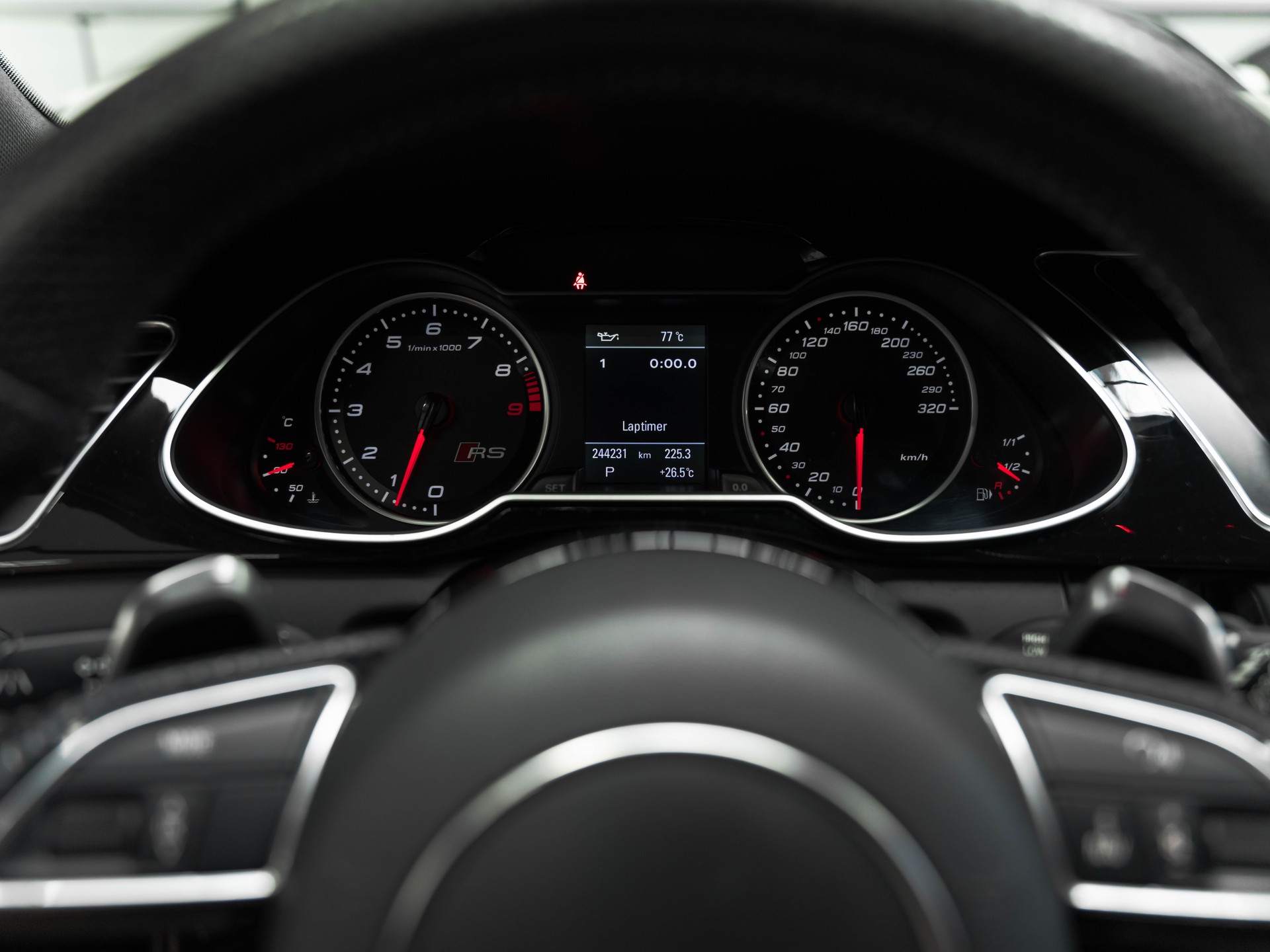 AUDI RS4 Avant 4.2 FSI V8 quattro S-tronic-image-22