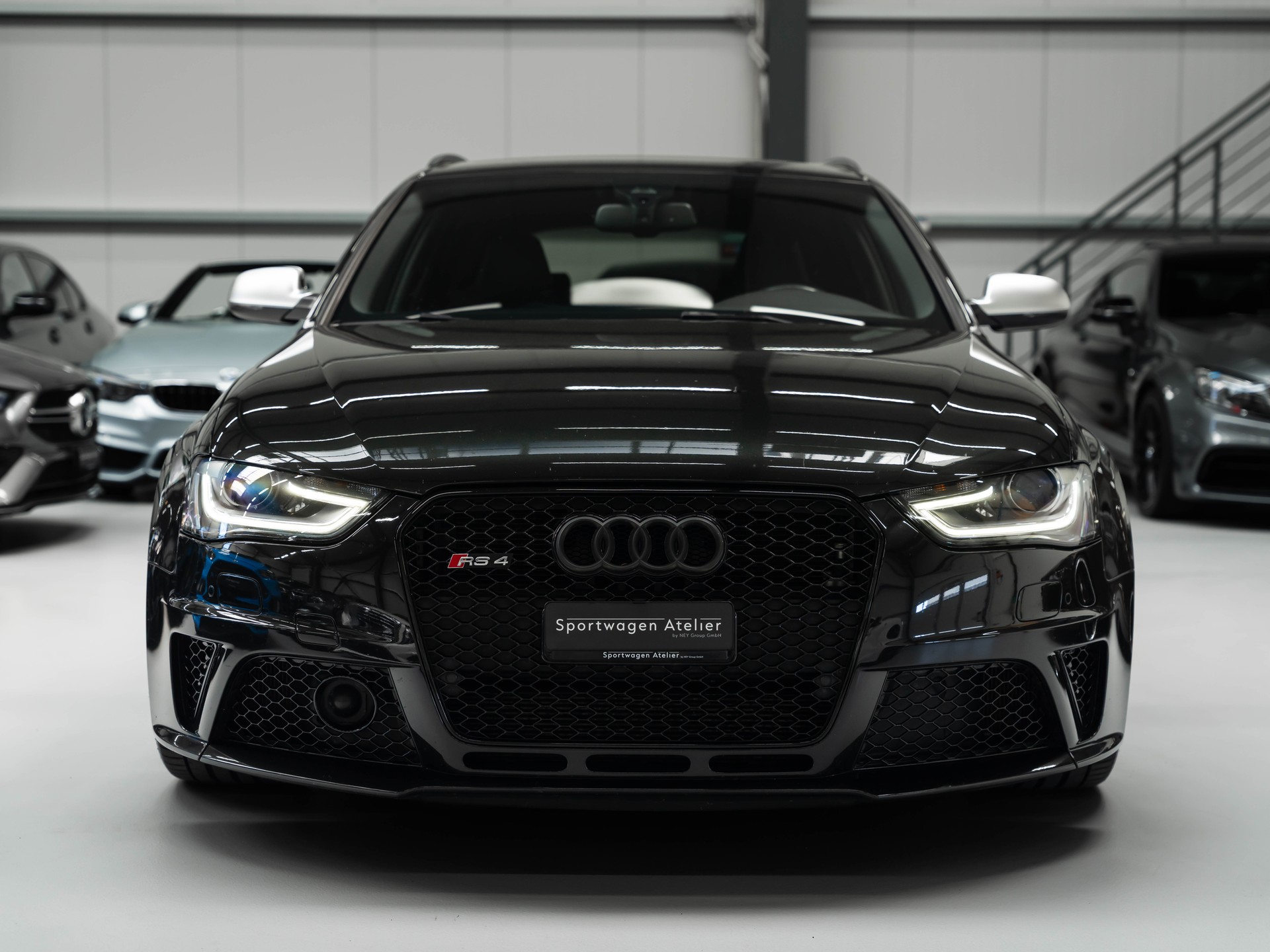AUDI RS4 Avant 4.2 FSI V8 quattro S-tronic-image-5
