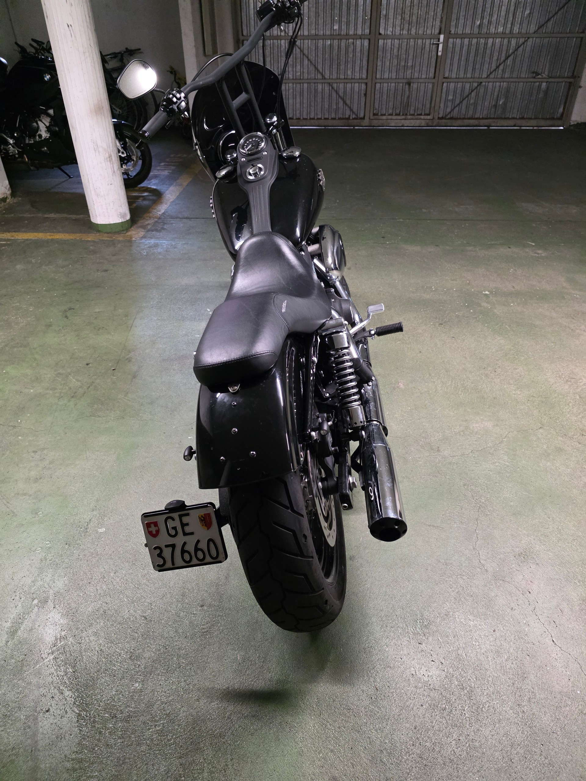 HARLEY-DAVIDSON FXDB Dyna Street Bob ABS-image-2