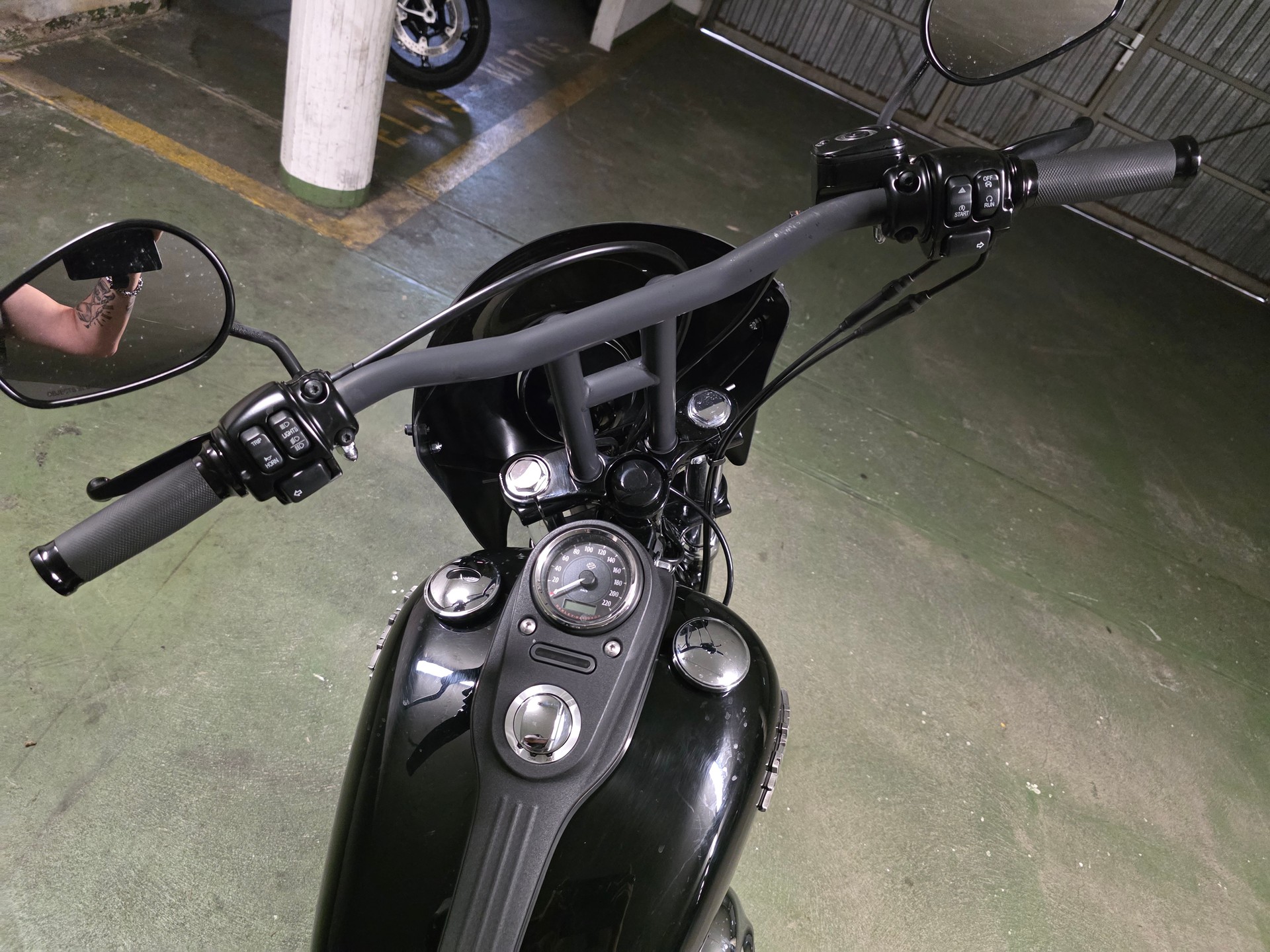 HARLEY-DAVIDSON FXDB Dyna Street Bob ABS-image-5