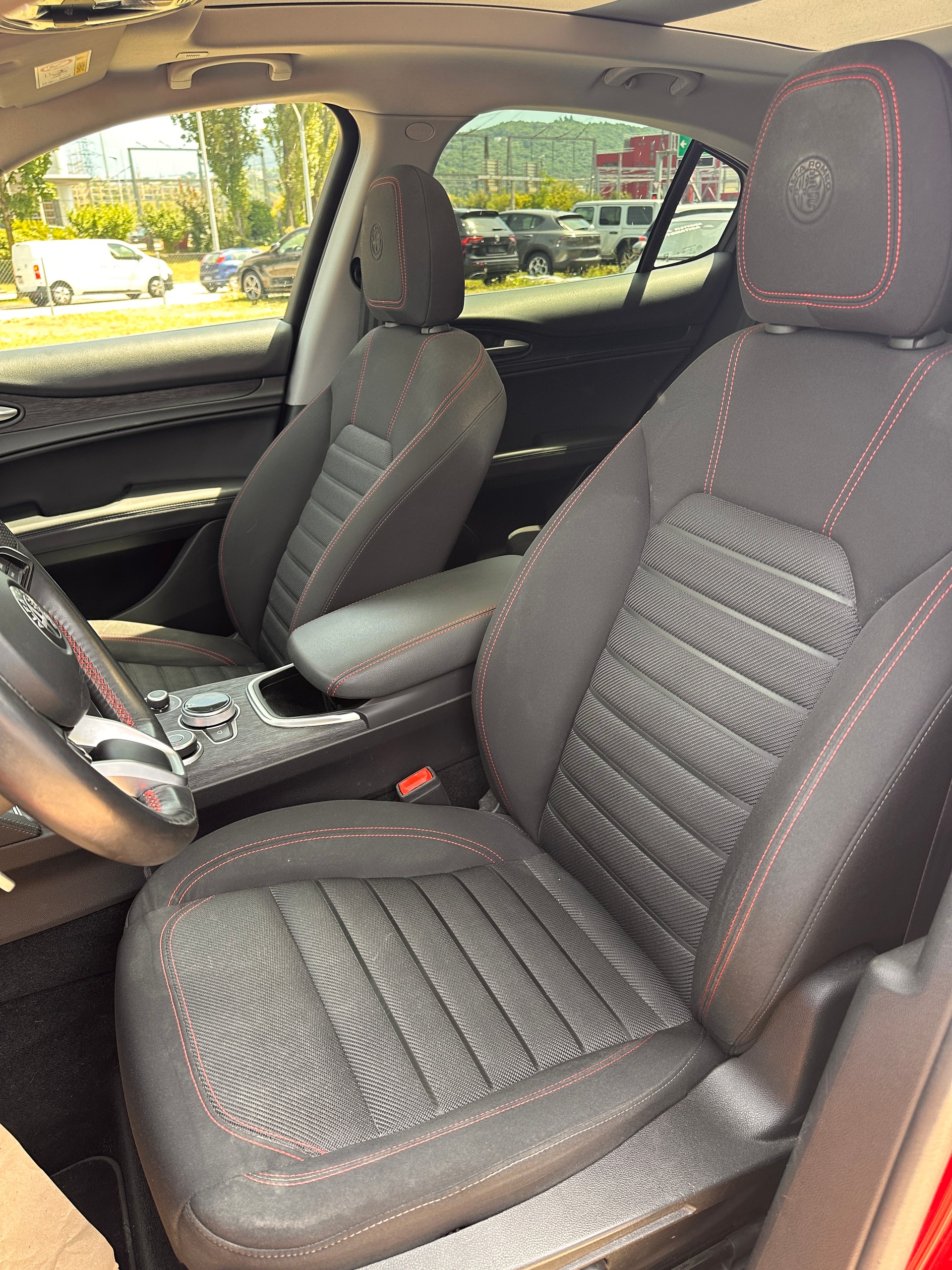 ALFA ROMEO Stelvio 2.0 Sprint Q4 Q4 Automatic-image-4