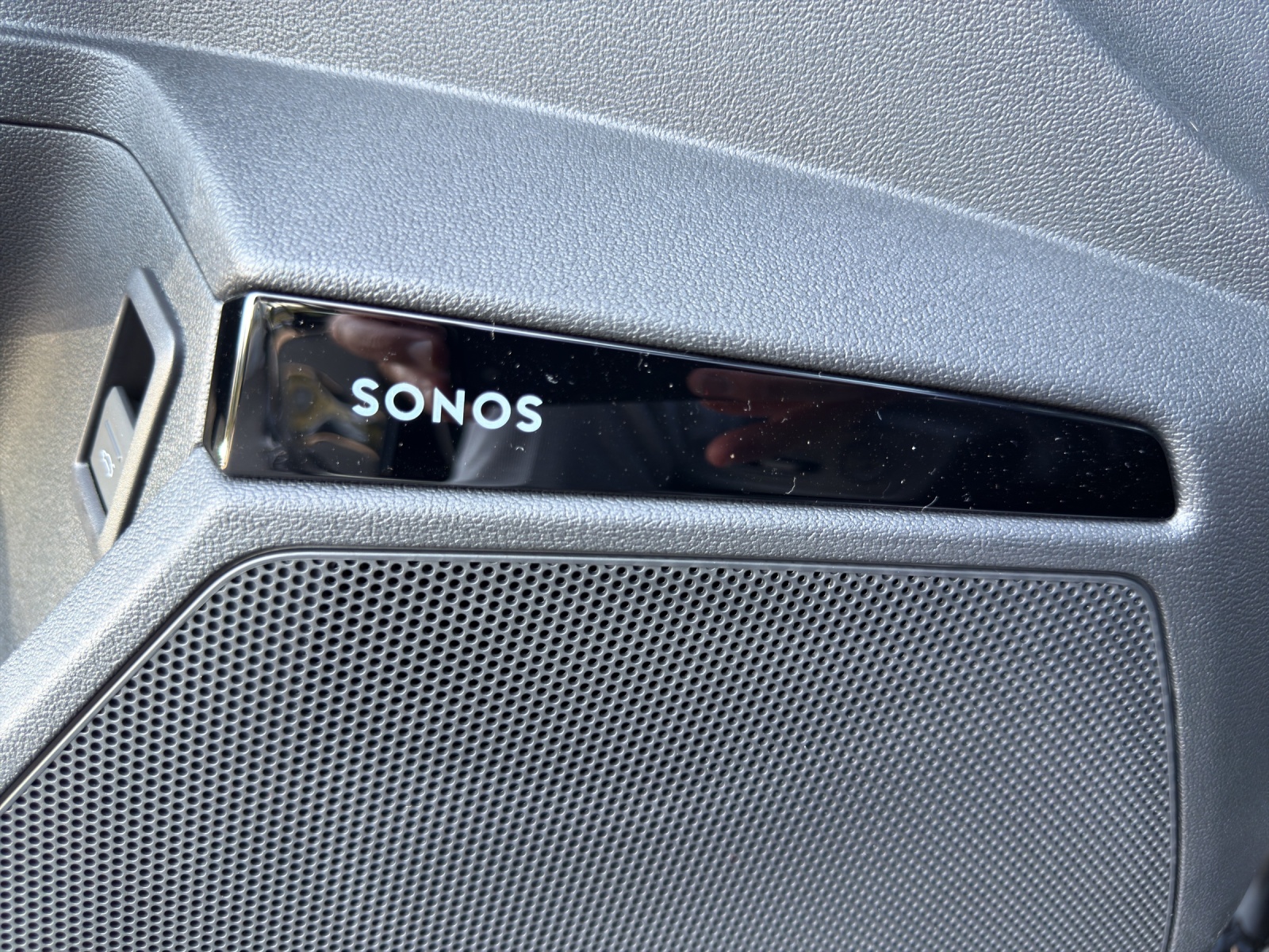 AUDI A3 Sportback TFSI 110 kW S line Attraction S tronic-image-15