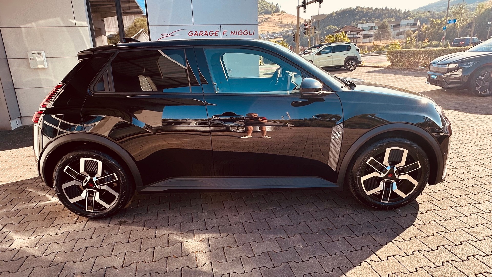 RENAULT R5 E-Tech Comfort Range 52 kWh Techno-image-4