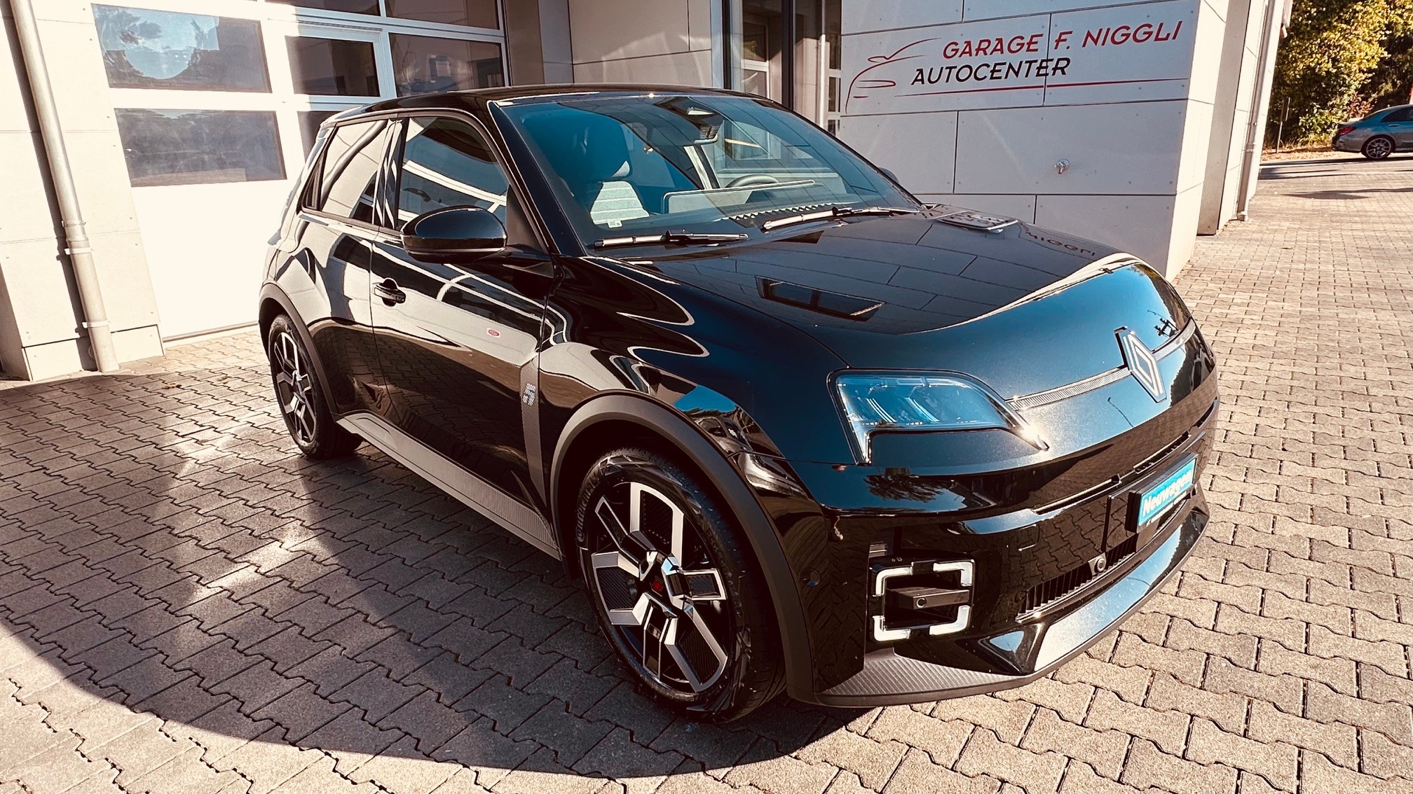 Car photo