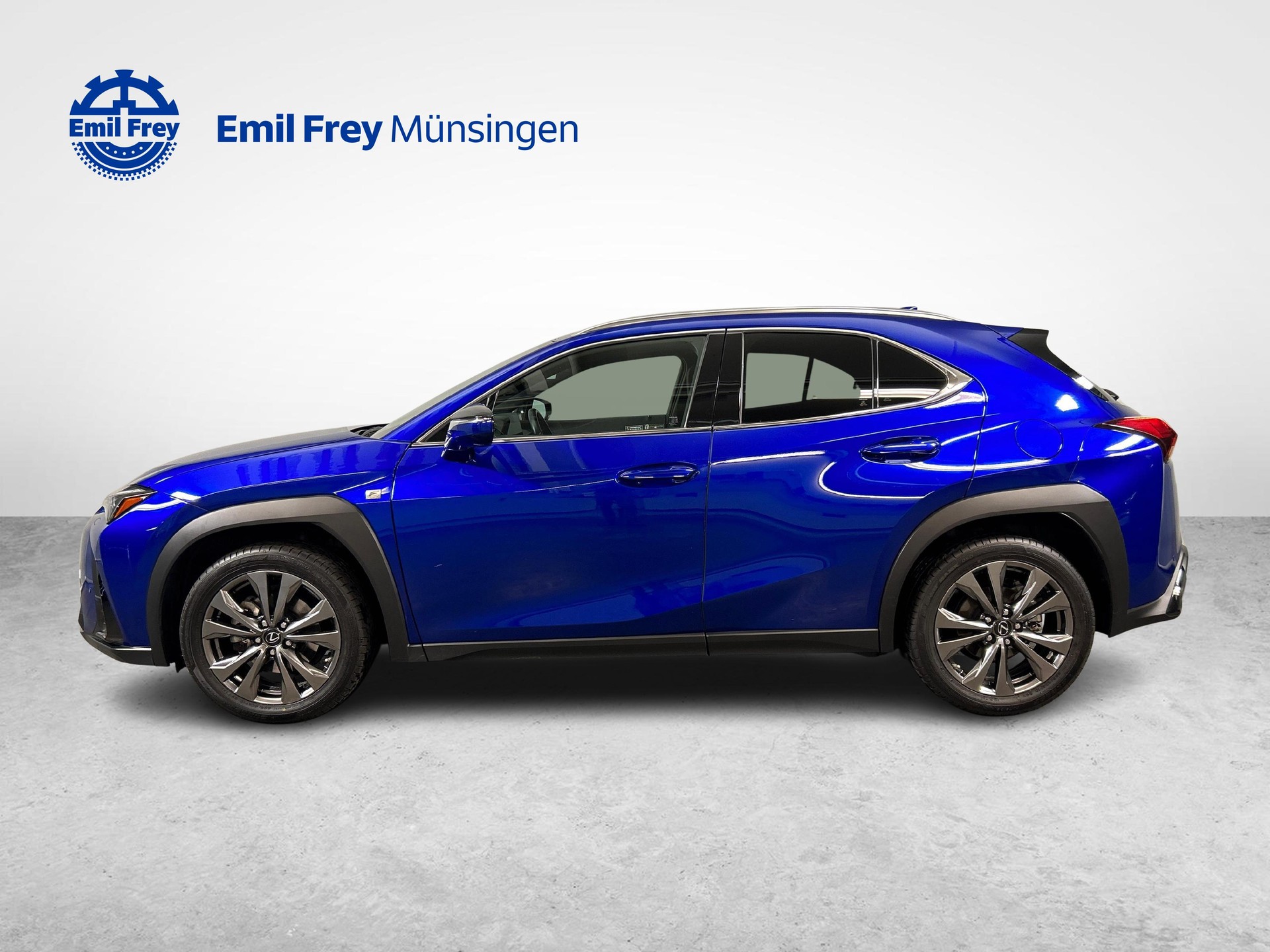 LEXUS UX 250h F-Line-image-4