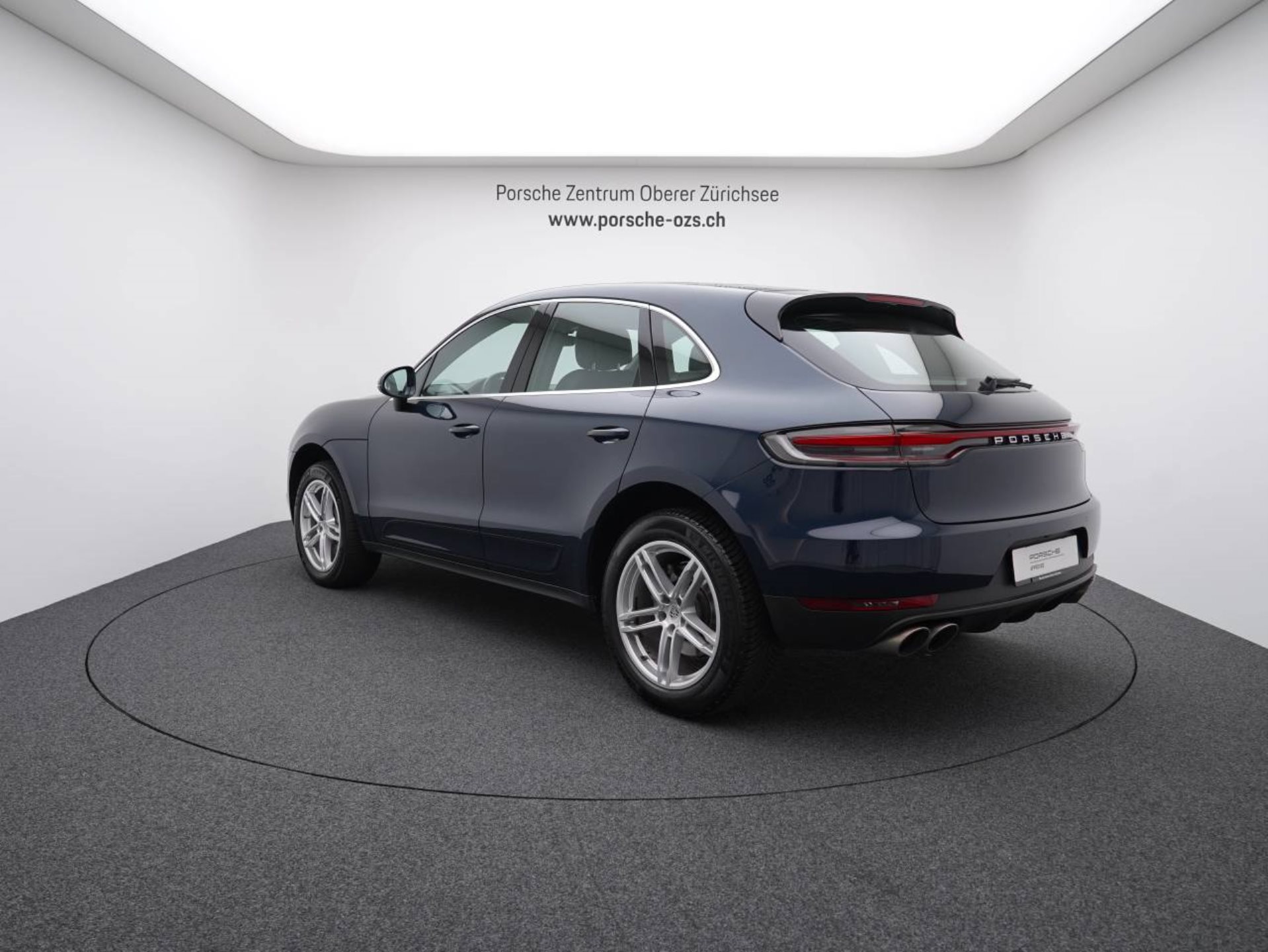 PORSCHE Macan S-image-2