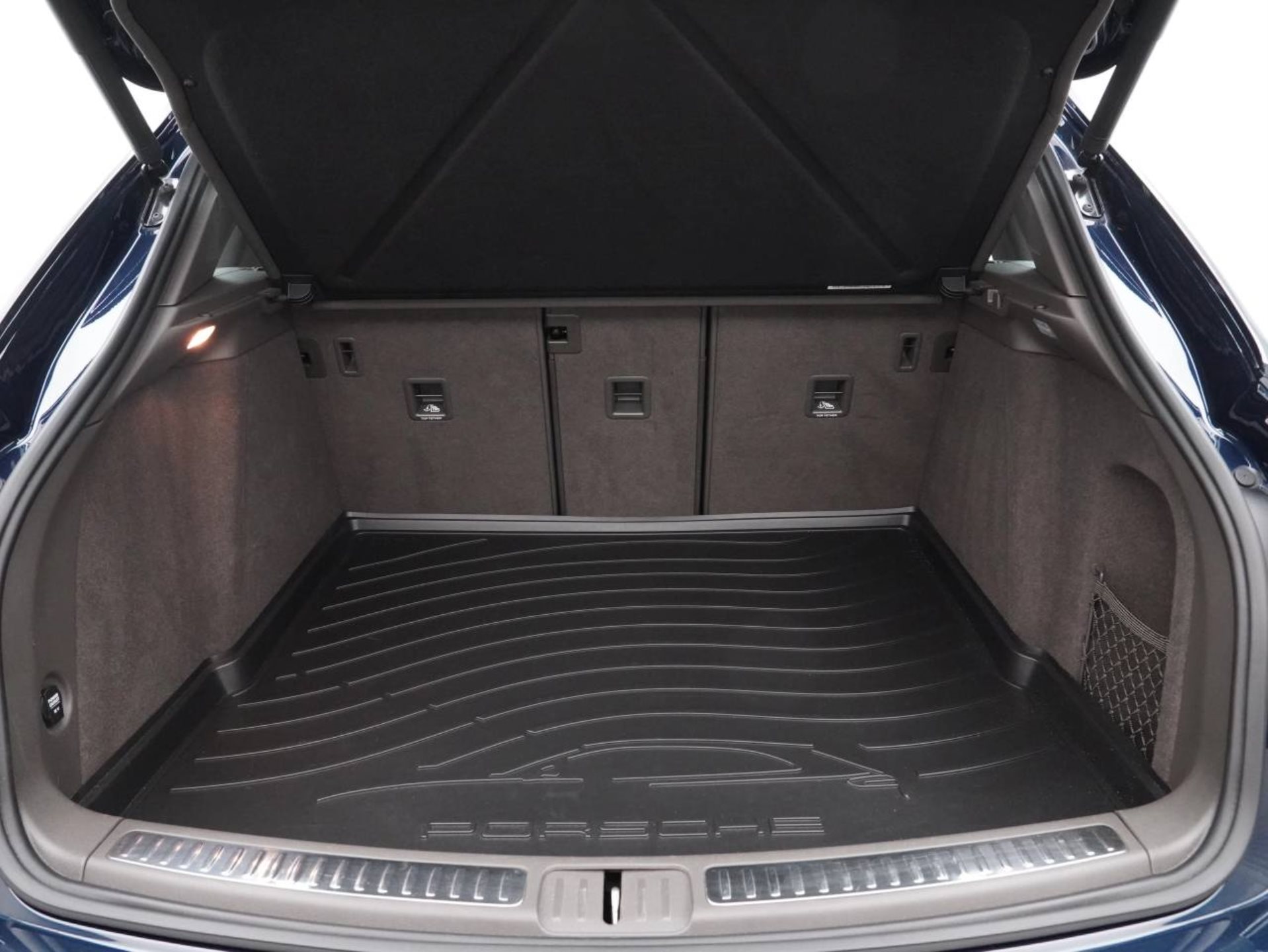 PORSCHE Macan S-image-29