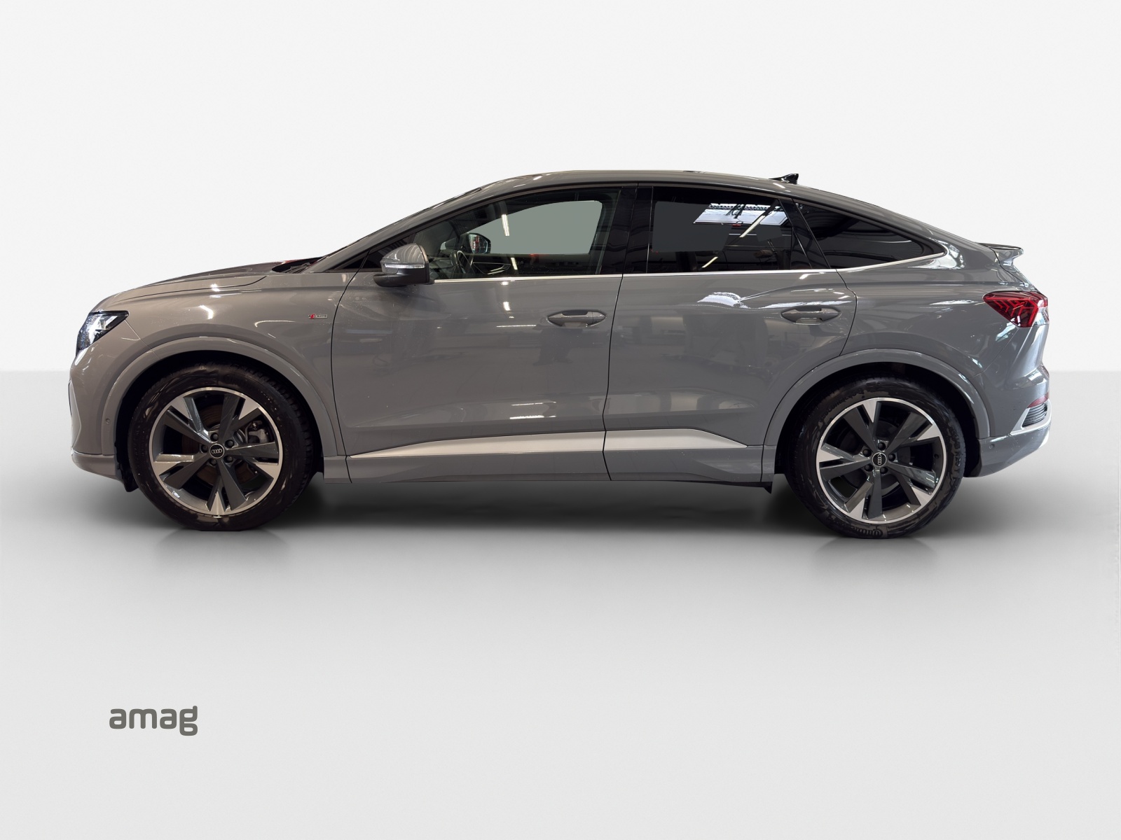 AUDI Q4 Sportback e-tron 40-image-1