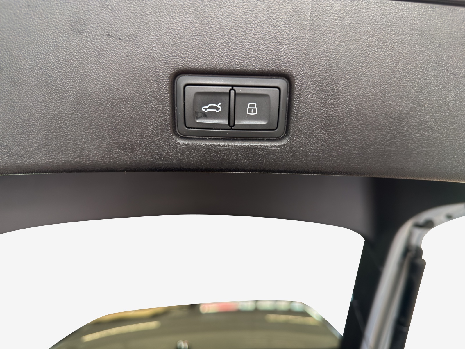 AUDI Q4 Sportback e-tron 40-image-13