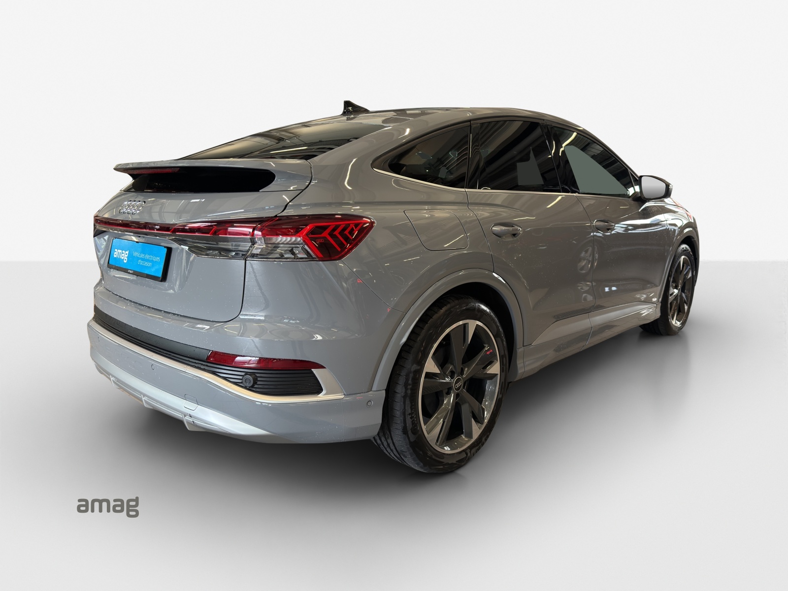 AUDI Q4 Sportback e-tron 40-image-4