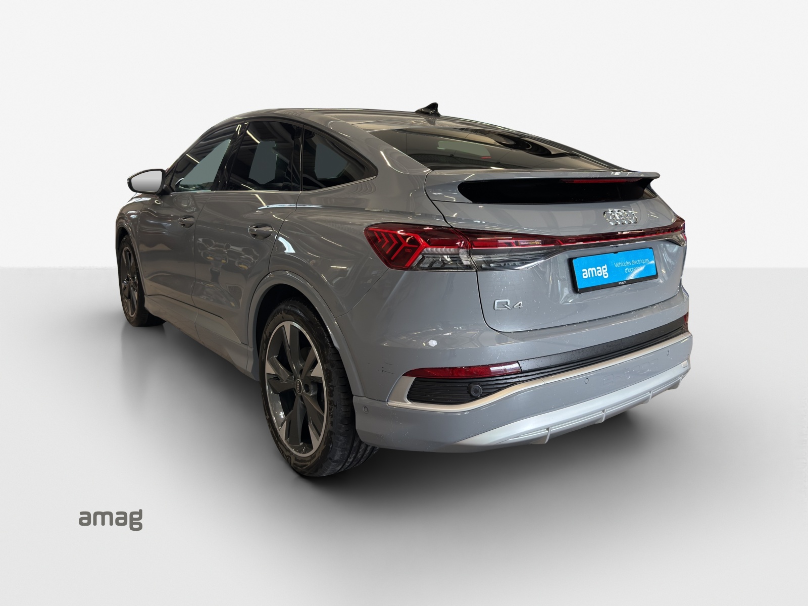 AUDI Q4 Sportback e-tron 40-image-2