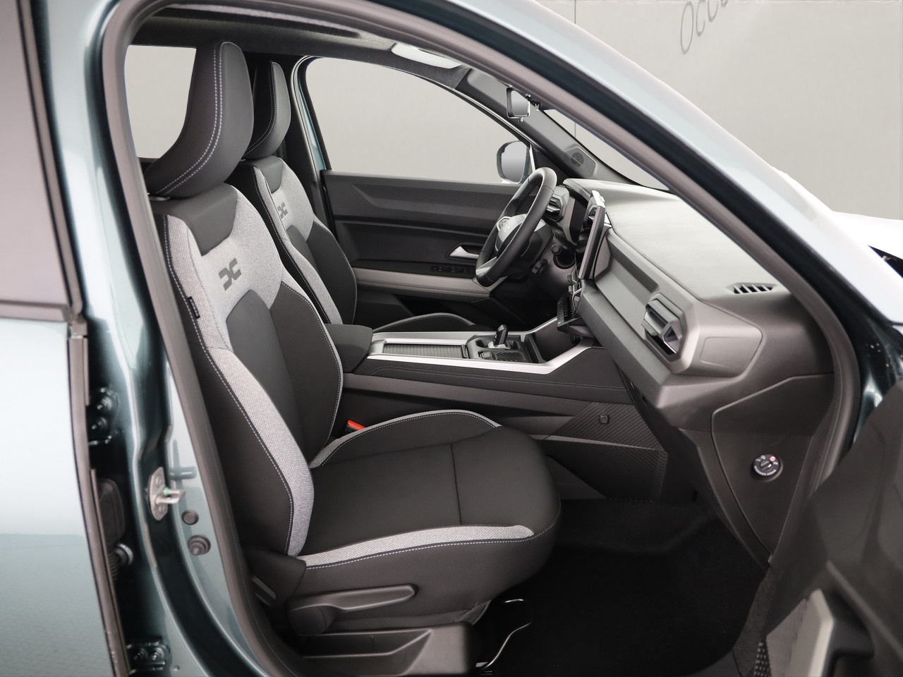 DACIA Bigster 1.8 Hybrid Journey-image-6