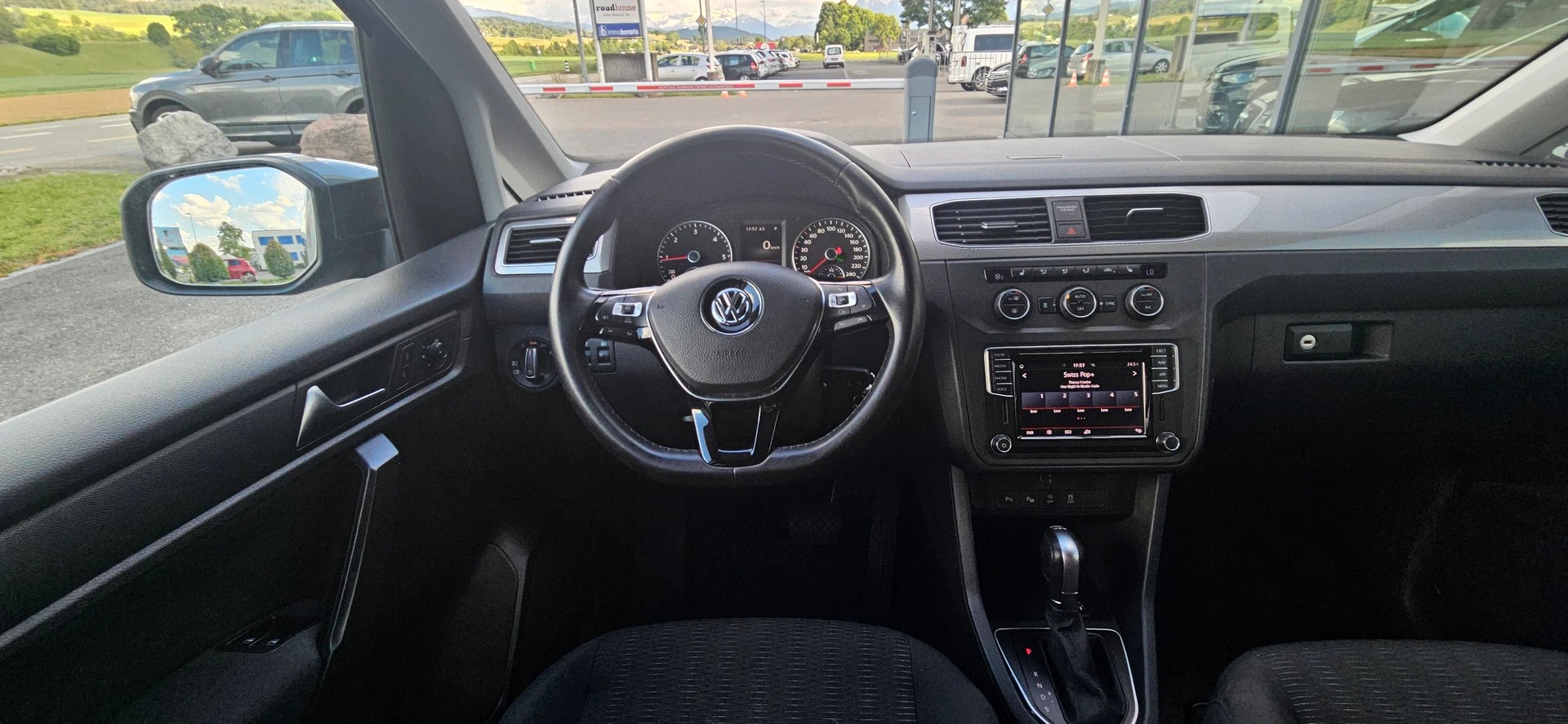 VW Caddy 2.0 TDI Liberty 4M 4Motion DSG-image-9