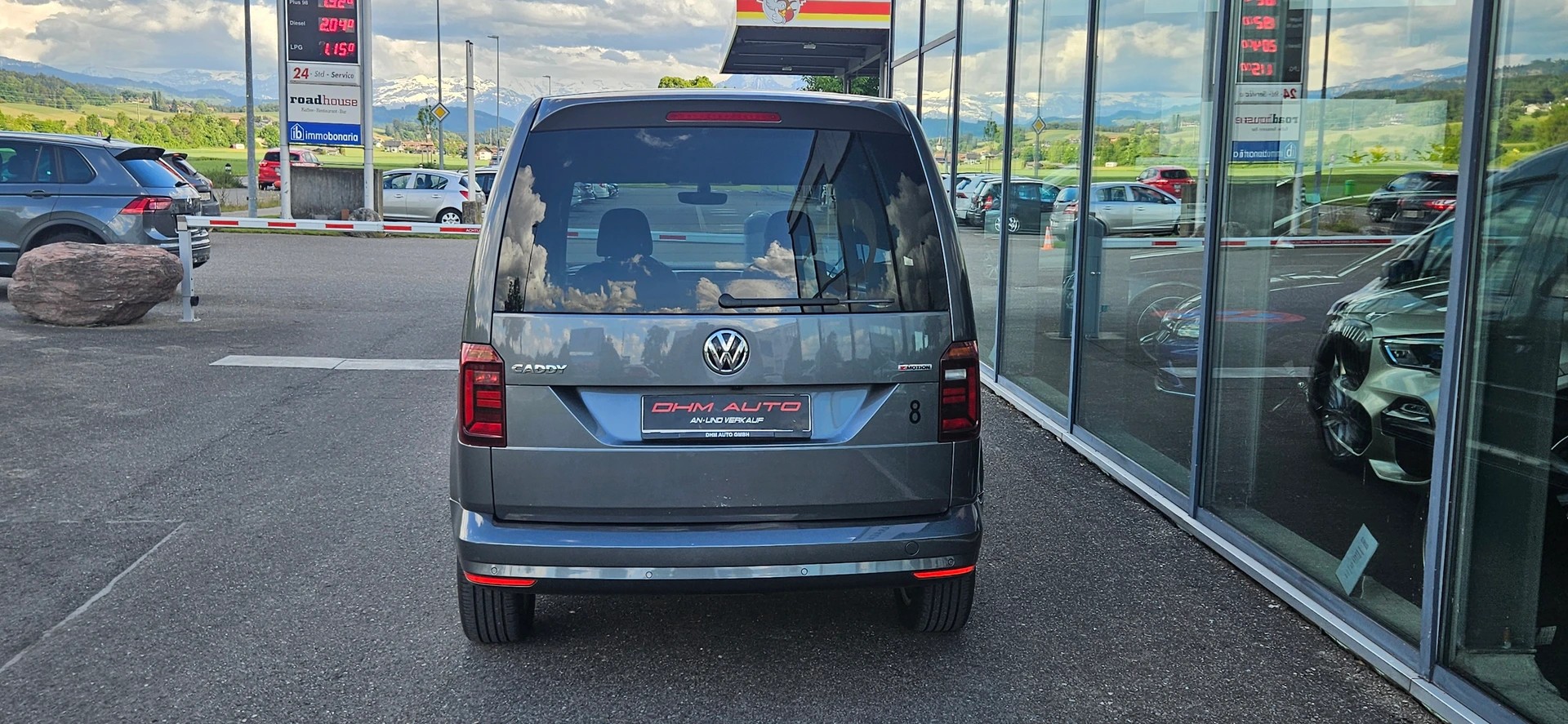 VW Caddy 2.0 TDI Liberty 4M 4Motion DSG-image-5