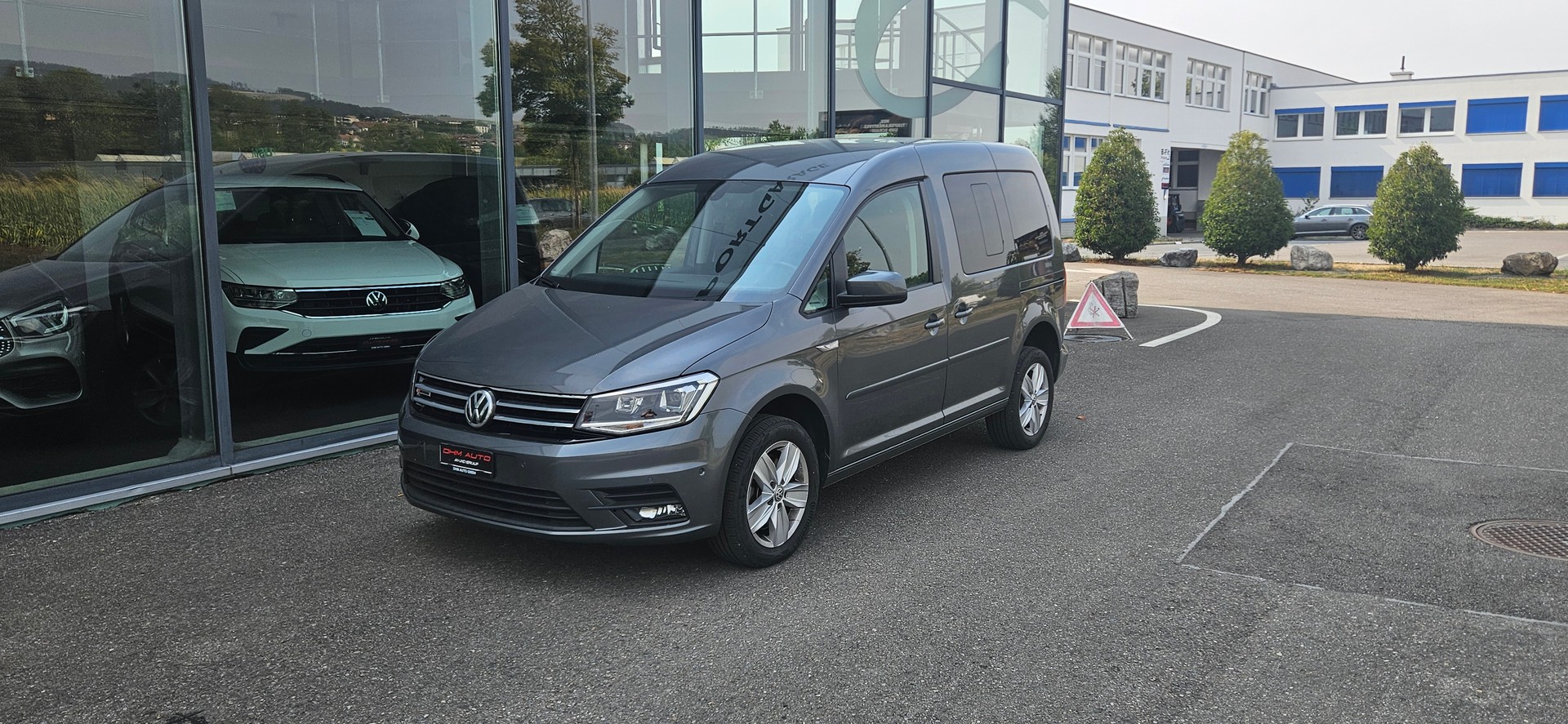 VW Caddy 2.0 TDI Liberty 4M 4Motion DSG-image-1