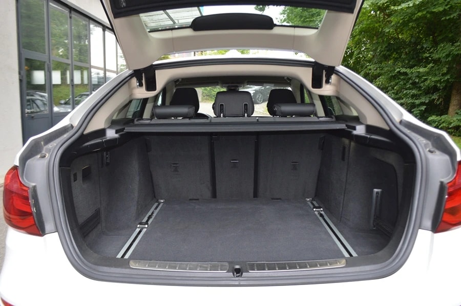 BMW 320d GT xDrive Sport Line Steptronic I Anhängerkupplung-image-9