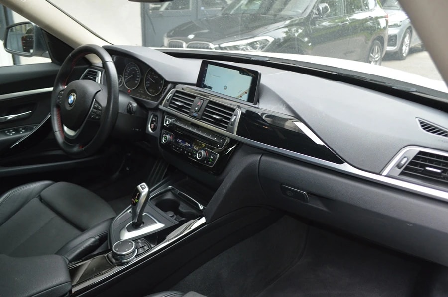BMW 320d GT xDrive Sport Line Steptronic I Anhängerkupplung-image-7