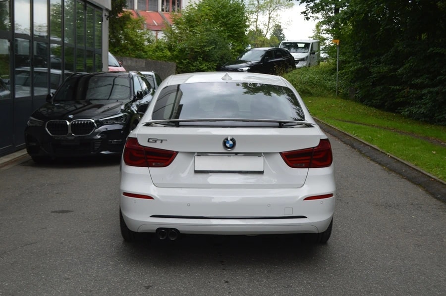 BMW 320d GT xDrive Sport Line Steptronic I Anhängerkupplung-image-10