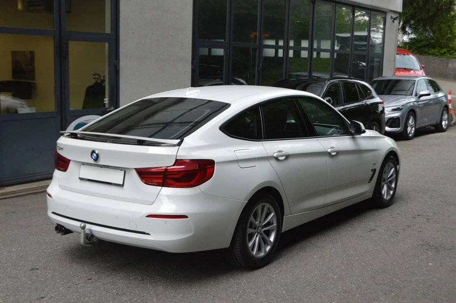BMW 320d GT xDrive Sport Line Steptronic I Anhängerkupplung-image-3