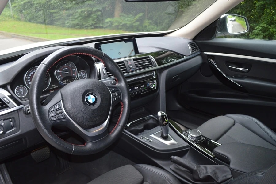 BMW 320d GT xDrive Sport Line Steptronic I Anhängerkupplung-image-5