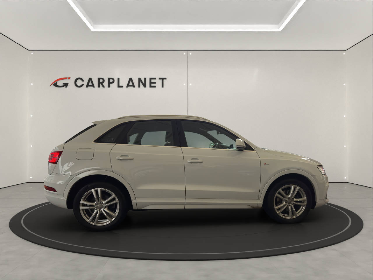 AUDI Q3 2.0 TDI 150 Sport qu. S-Tr.-image-3