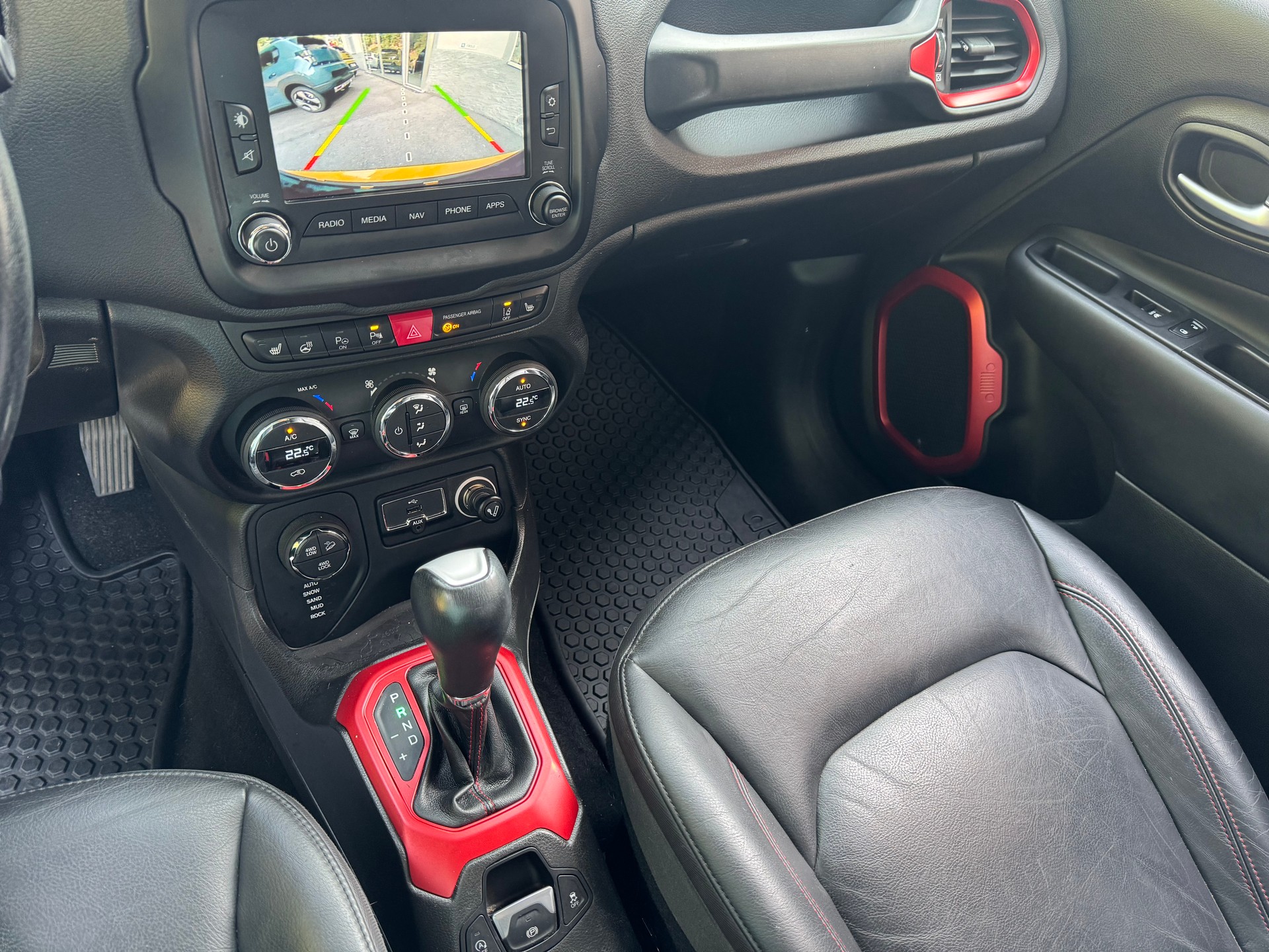 JEEP Renegade 2.0 CRD Trailhawk AWD + Low Range 9ATX-image-11