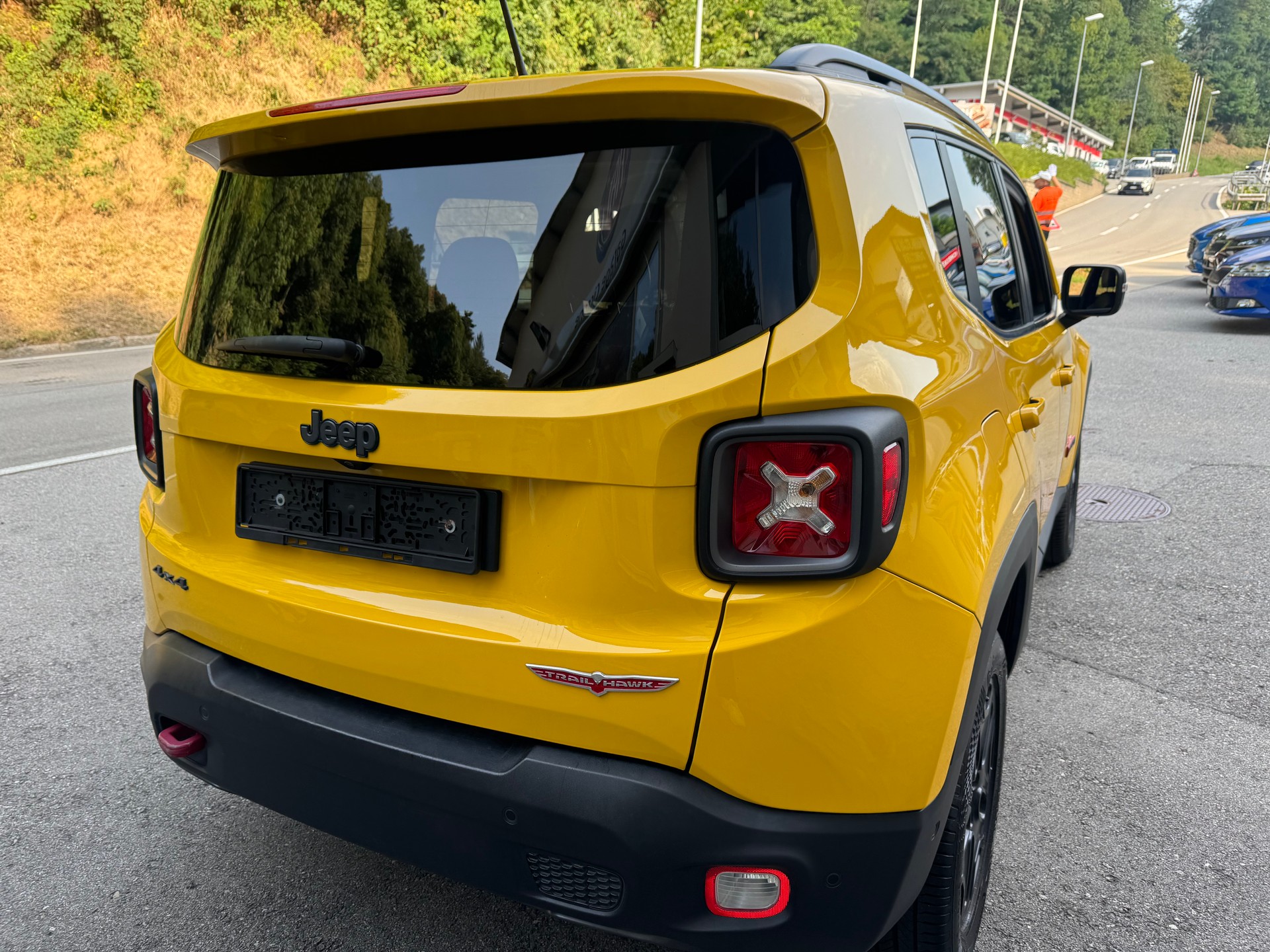 JEEP Renegade 2.0 CRD Trailhawk AWD + Low Range 9ATX-image-3