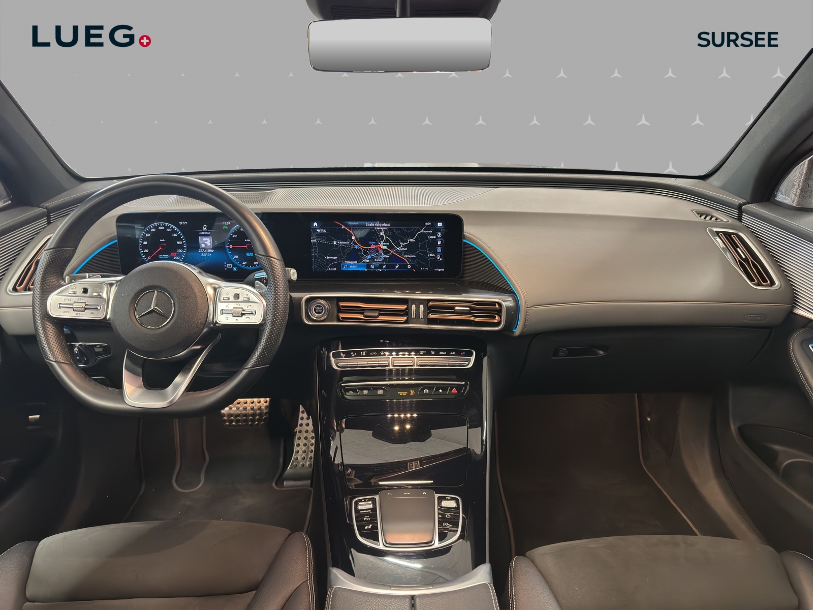 MERCEDES-BENZ EQC 400 AMG Line 4Matic-image-10