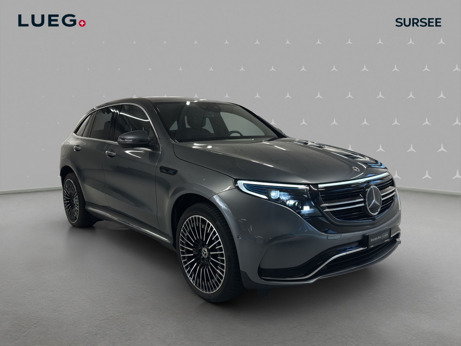 MERCEDES-BENZ EQC 400 AMG Line 4Matic-image-4