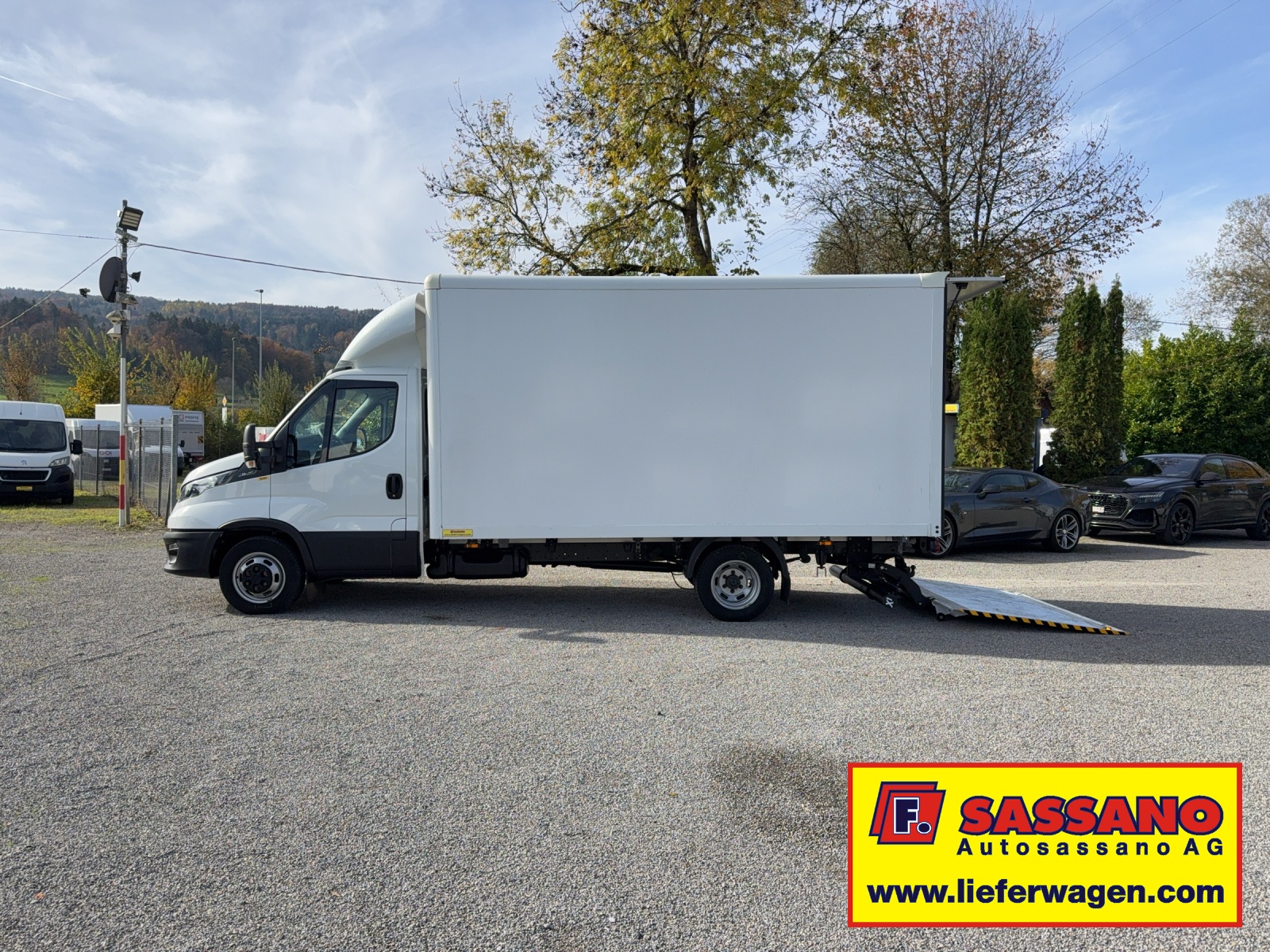 IVECO Daily 35C16 Koffer Hebebühne AHK-image-3