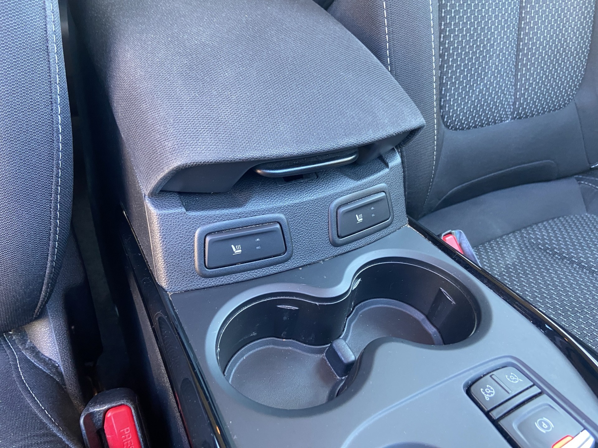 RENAULT Kadjar 1.2 16V Turbo Conquest-image-10