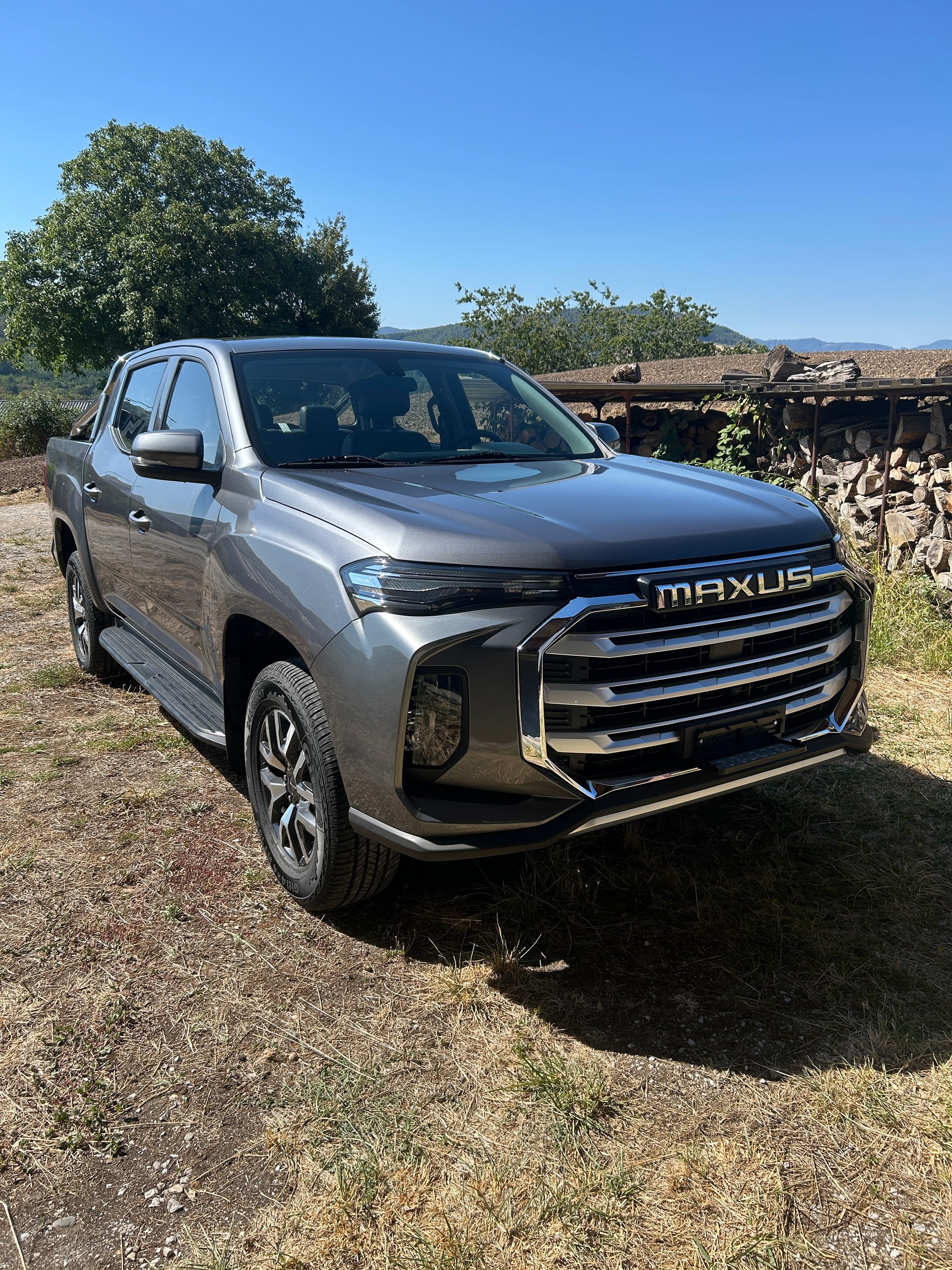 MAXUS T90 EV-image-0