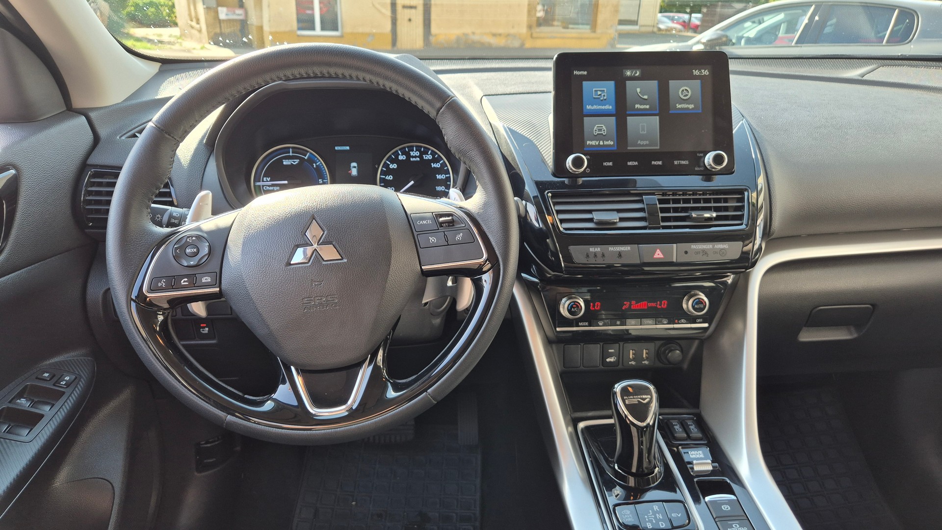 MITSUBISHI Eclip.Cross PHEV mit el. Heckklappe-image-12