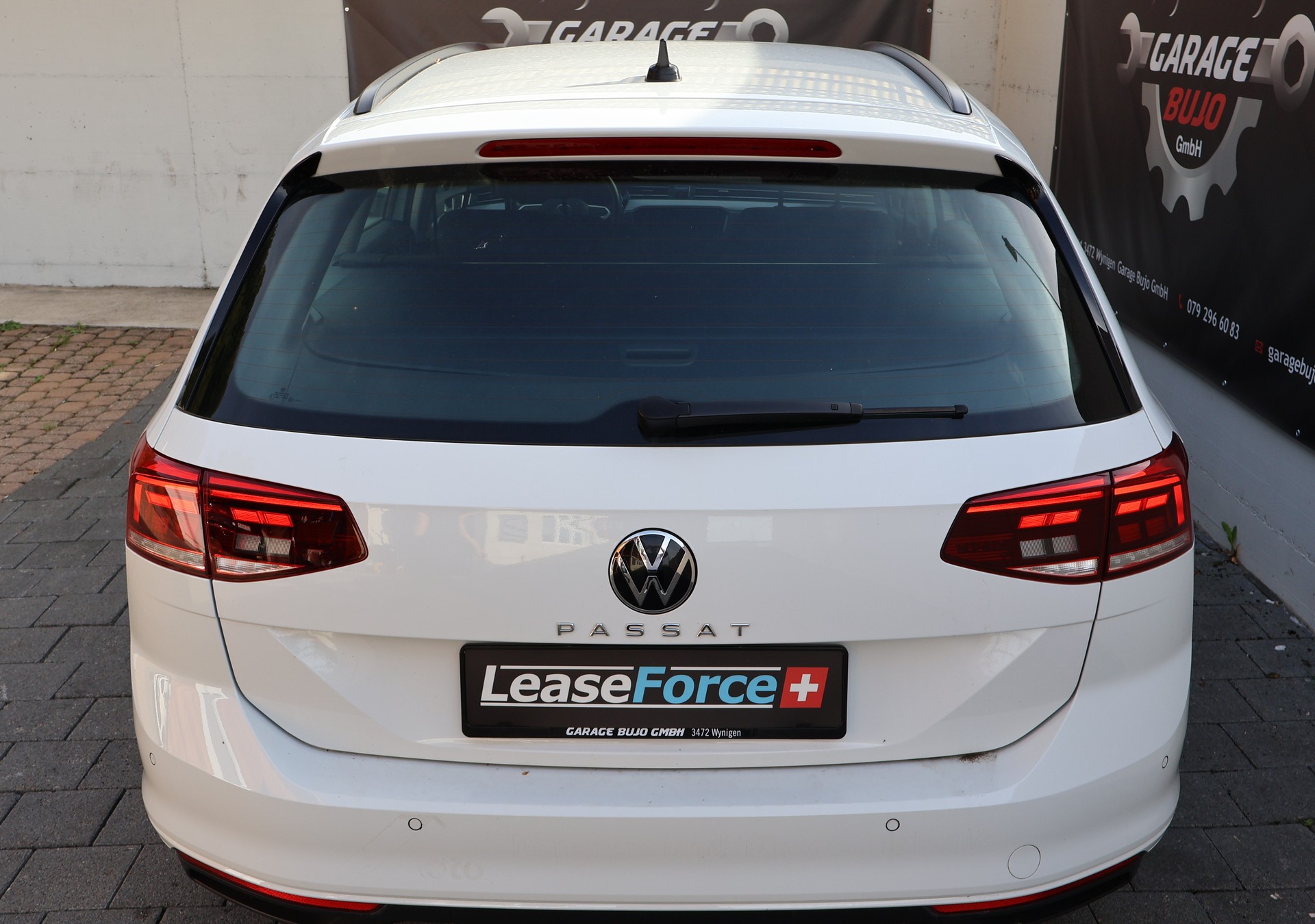 VW Passat 2.0 TDI BMT Business DSG-image-9