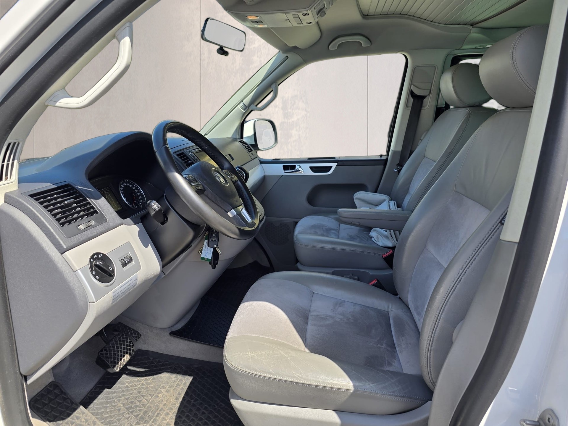 VW T5 California 2.0 Bi-TDI Comfortline Edition 4Motion DSG-image-28