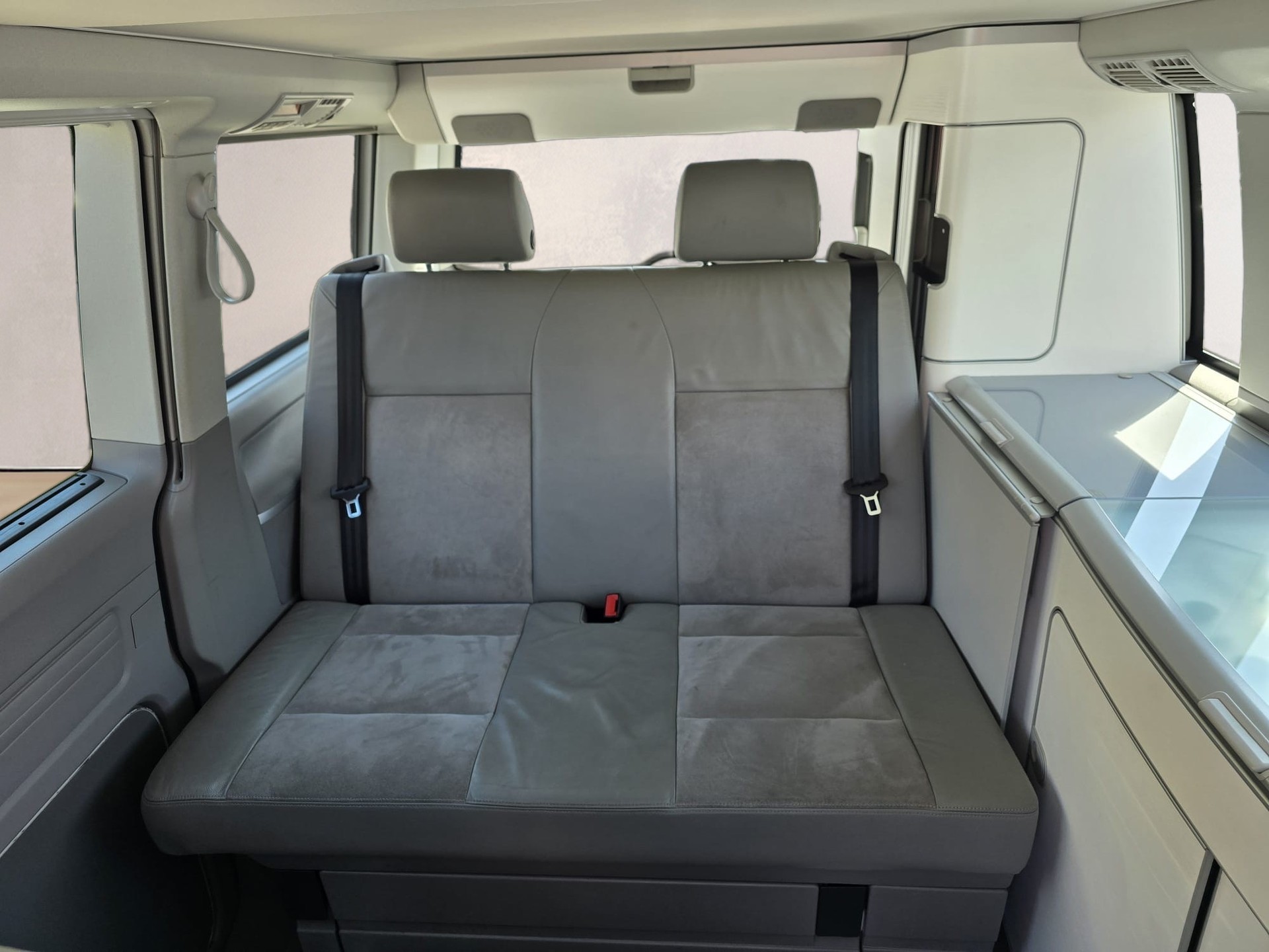 VW T5 California 2.0 Bi-TDI Comfortline Edition 4Motion DSG-image-13
