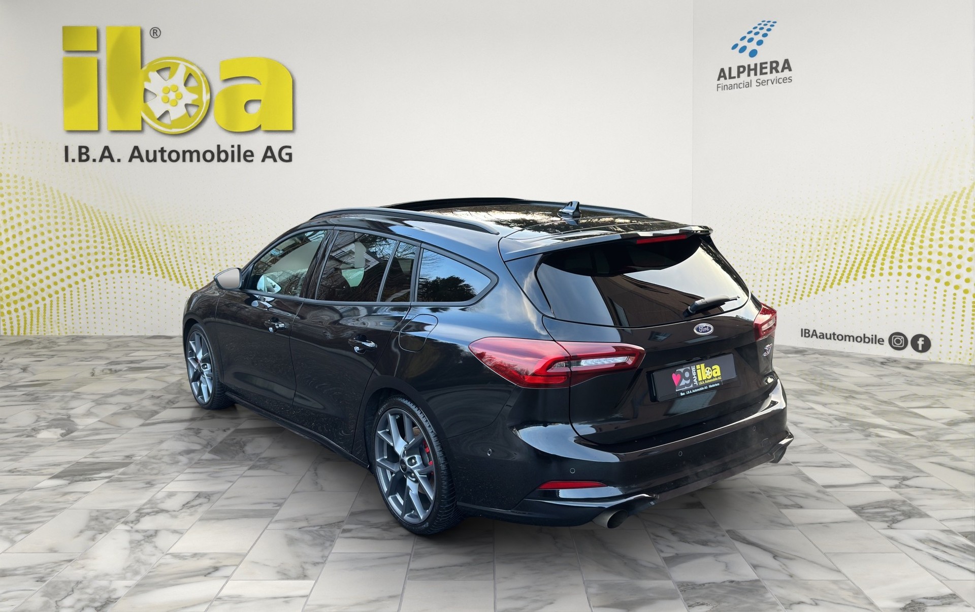 FORD Focus 2.3 ST X Automat Panoramadach-showroom-element-2