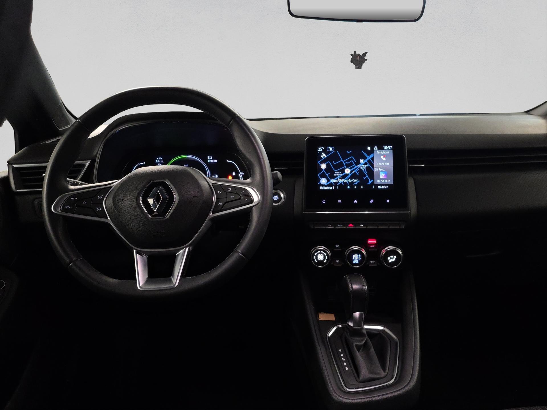 RENAULT Clio 1.6 E-Tech Intens-image-13