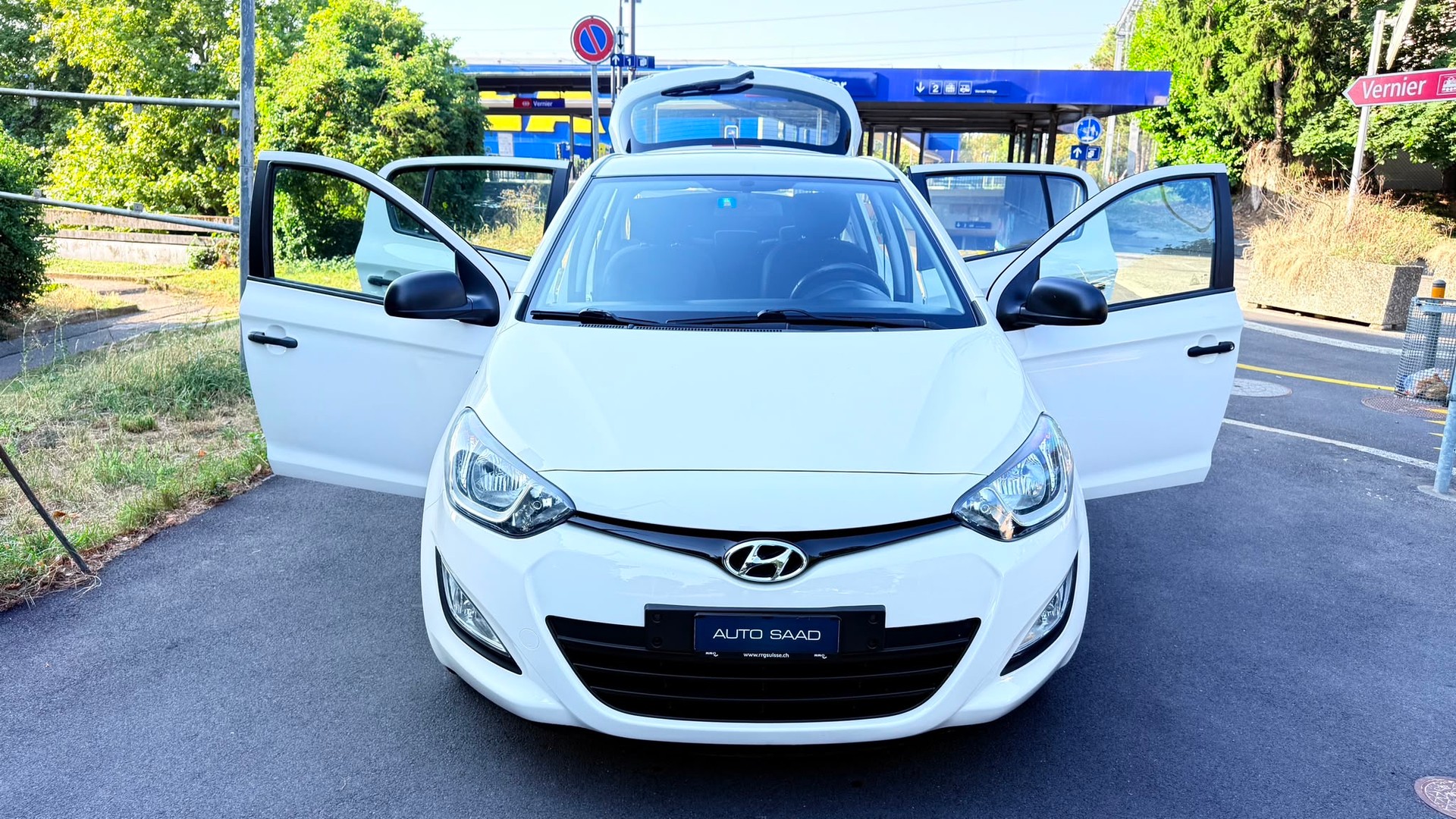 HYUNDAI i20 1.2 Comfort-image-11