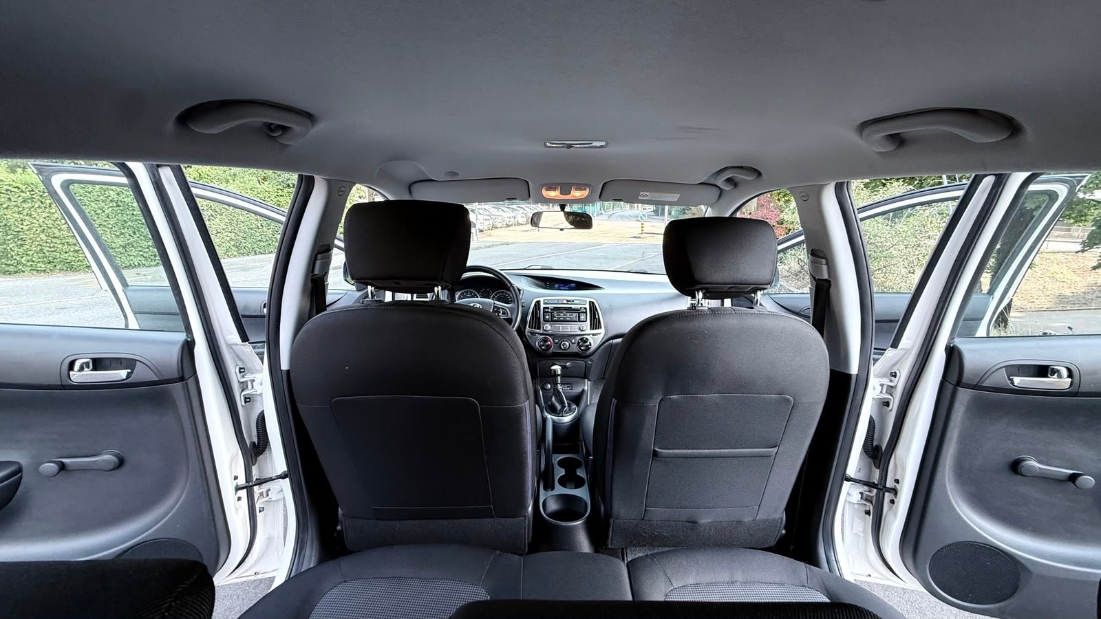 HYUNDAI i20 1.2 Comfort-image-7