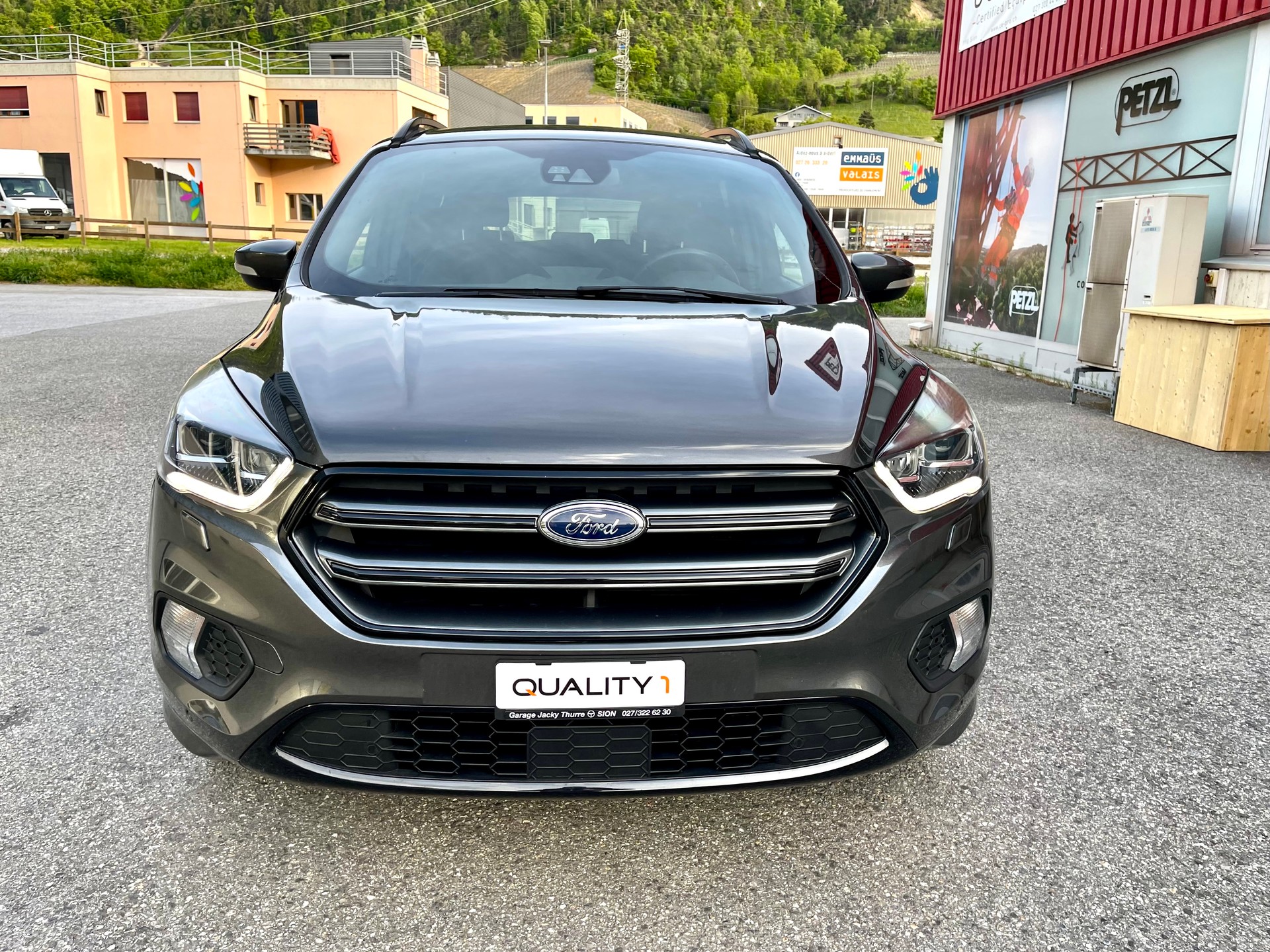 FORD Kuga 1.5 SCTi Titanium 4WD Automatic-image-22