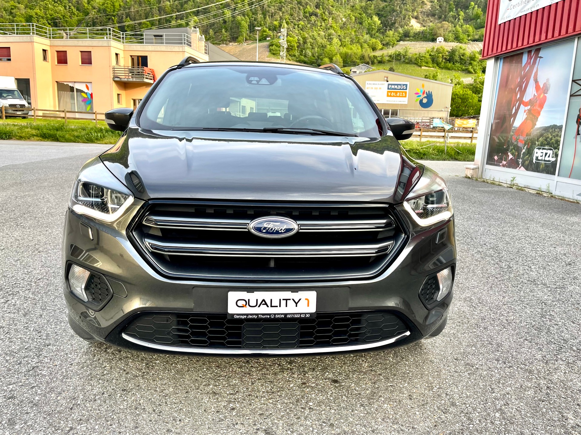 FORD Kuga 1.5 SCTi Titanium 4WD Automatic-image-9