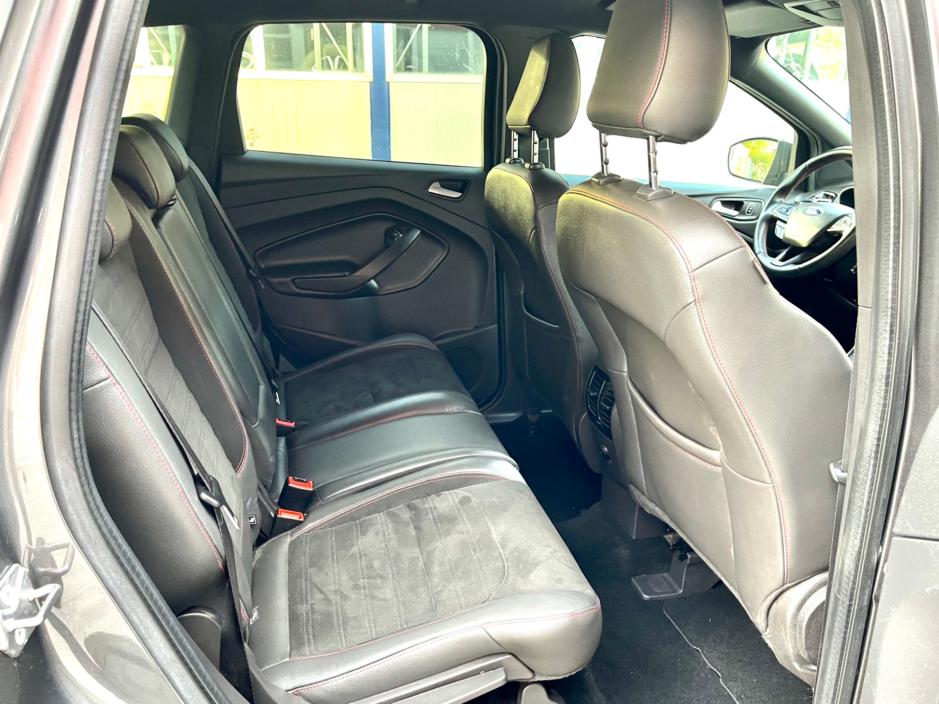 FORD Kuga 1.5 SCTi Titanium 4WD Automatic-image-13