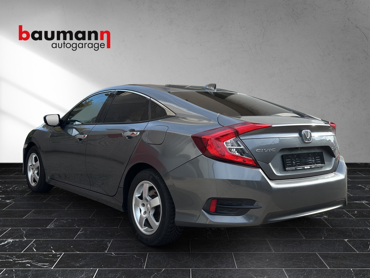 HONDA Civic 1.6 i-DTEC Executive Premium Automatic-showroom-element-3