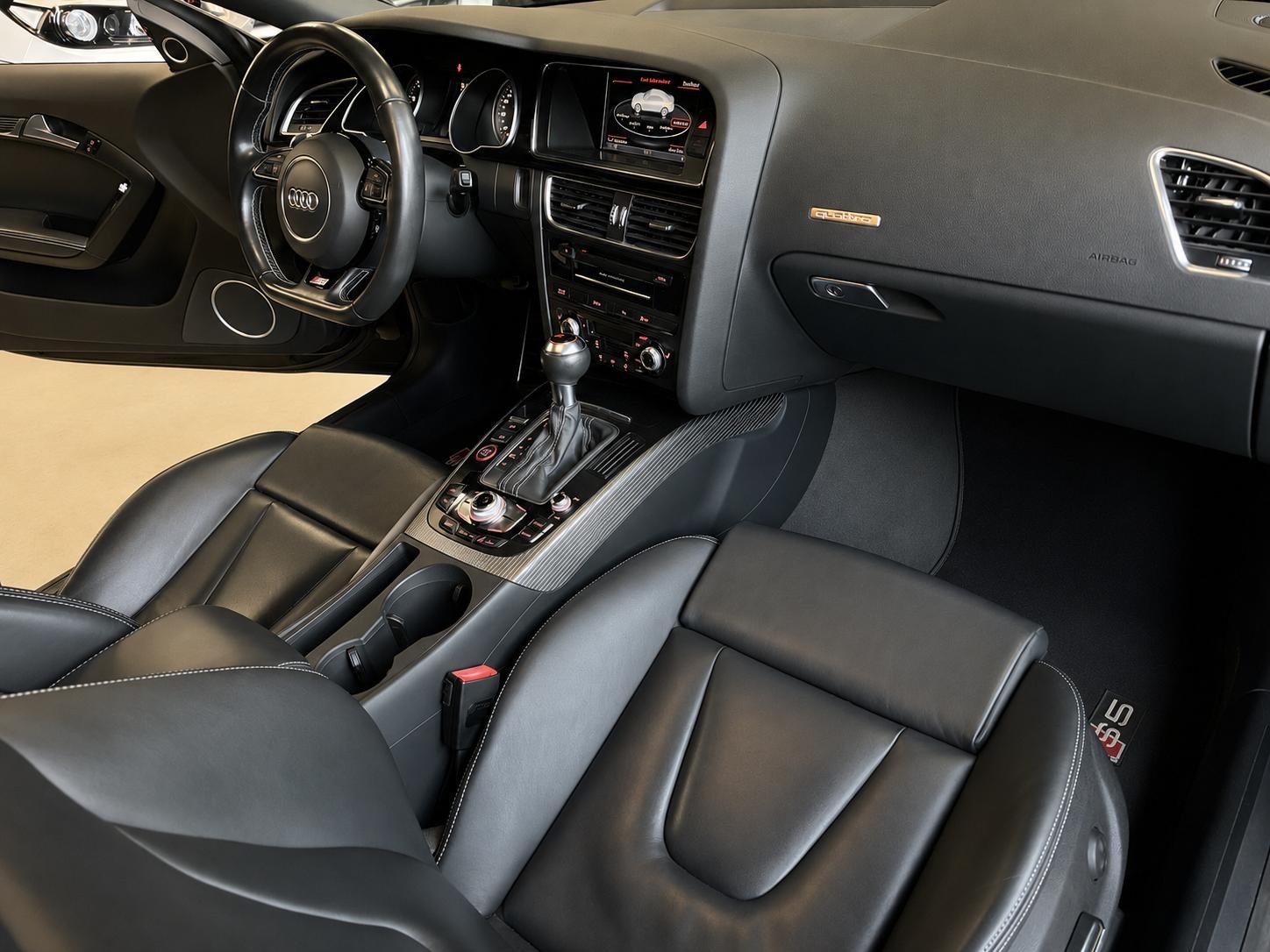 AUDI S5 Coupé 3.0 TFSI quattro S-tronic-image-11