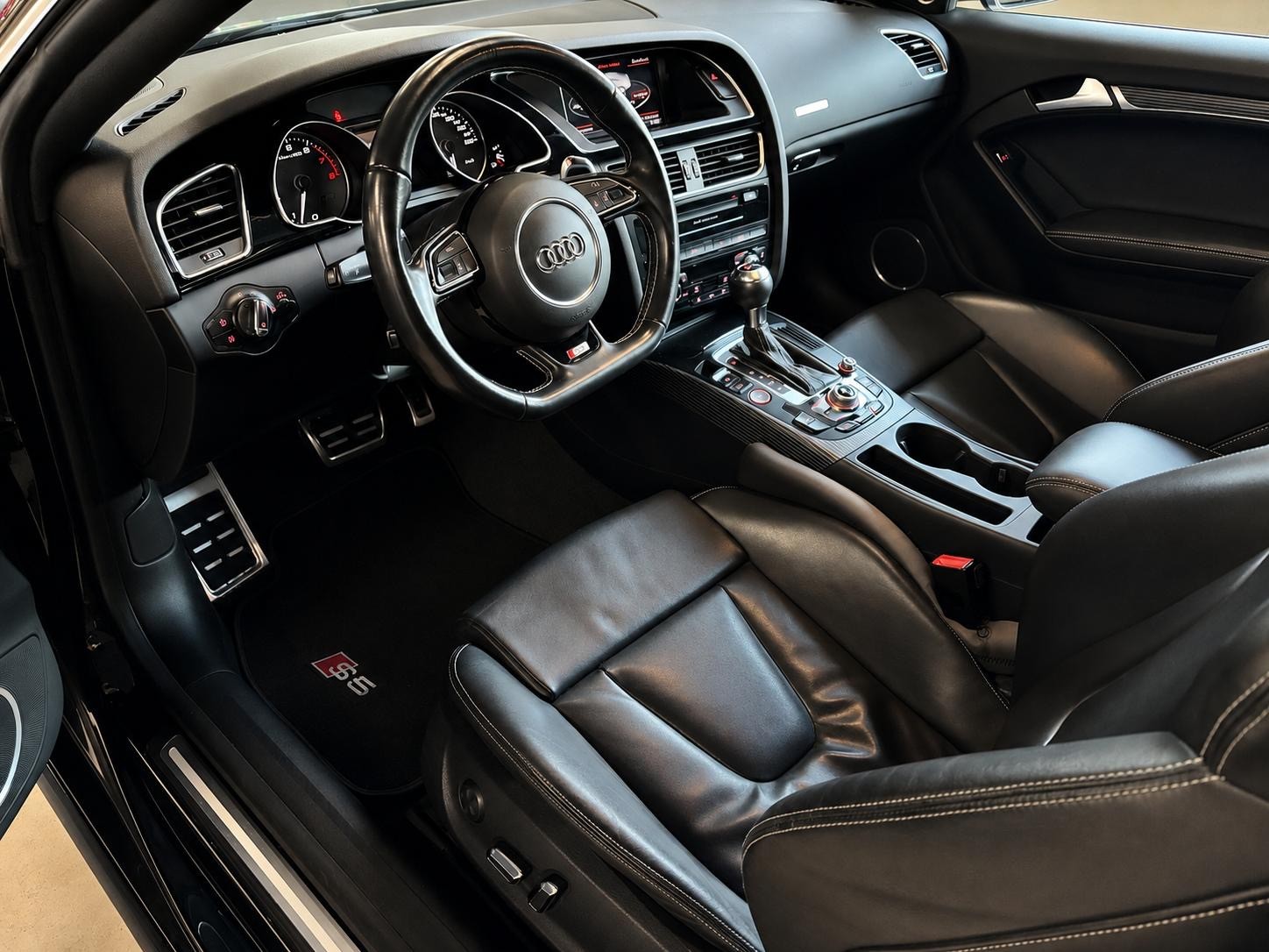 AUDI S5 Coupé 3.0 TFSI quattro S-tronic-image-12