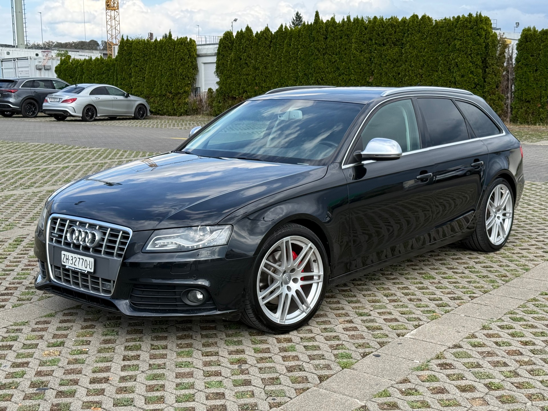 AUDI A4 Avant 3.0 TDI quattro S-tronic-image-0