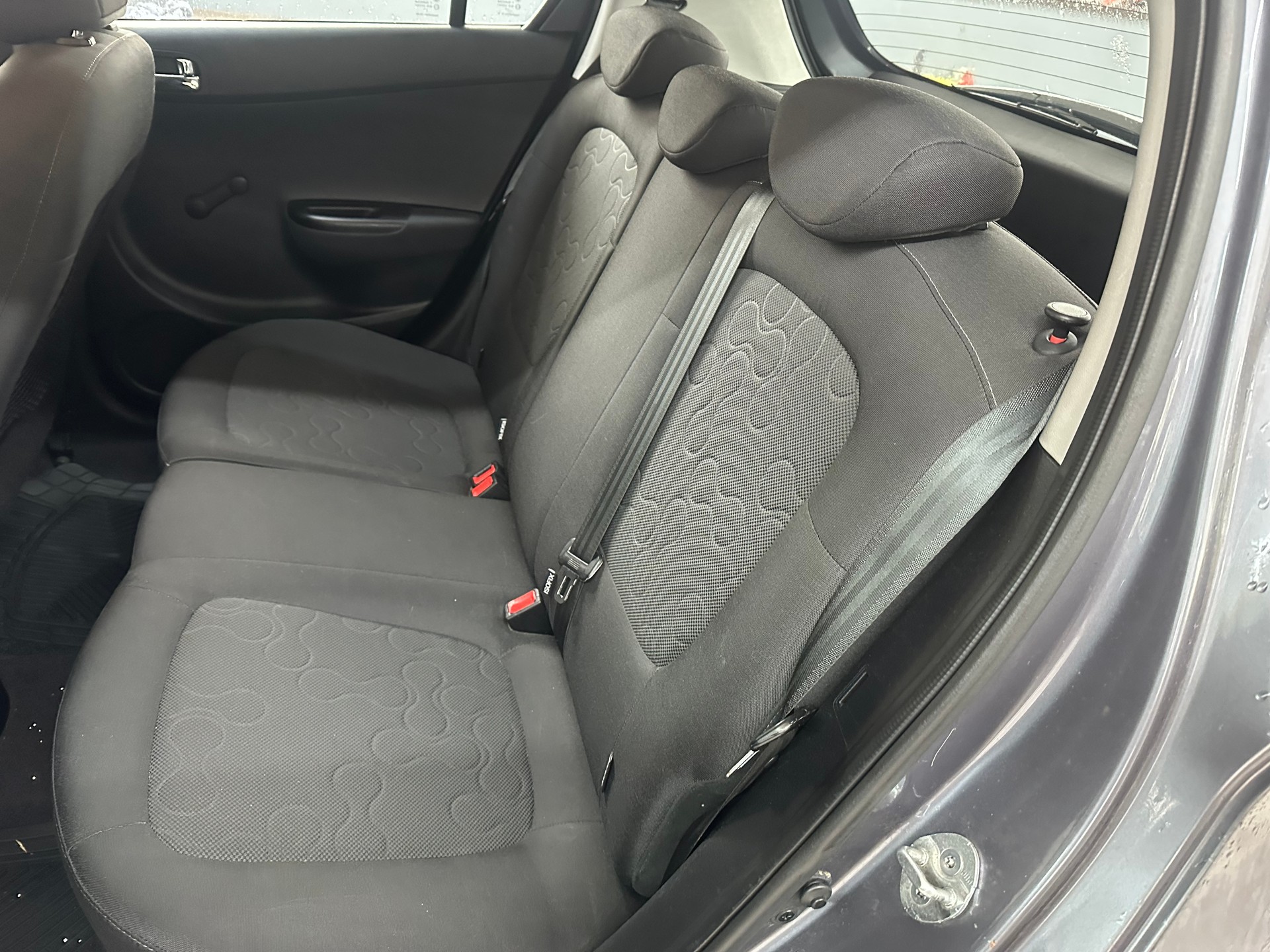 HYUNDAI i20 1.2 Comfort-image-4